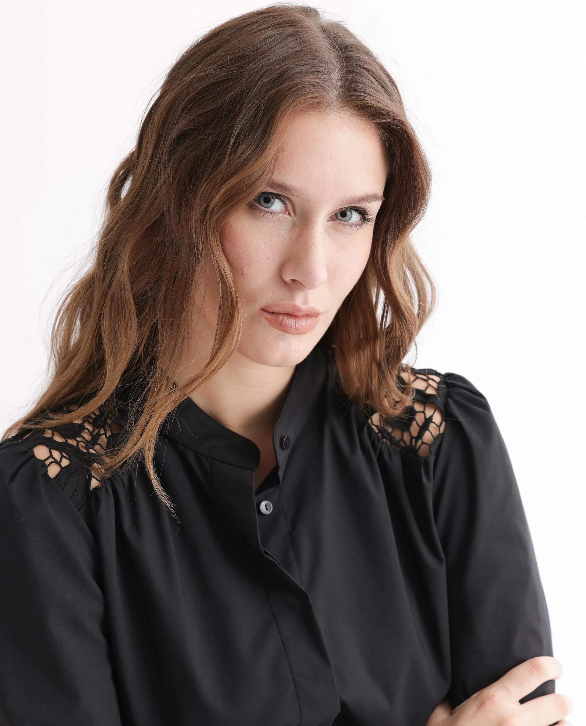 Rareism Women's Laam Black Cotton Blend Mandarin Collar Plain Balloon Sleeve Regular Fit Top - Image 4