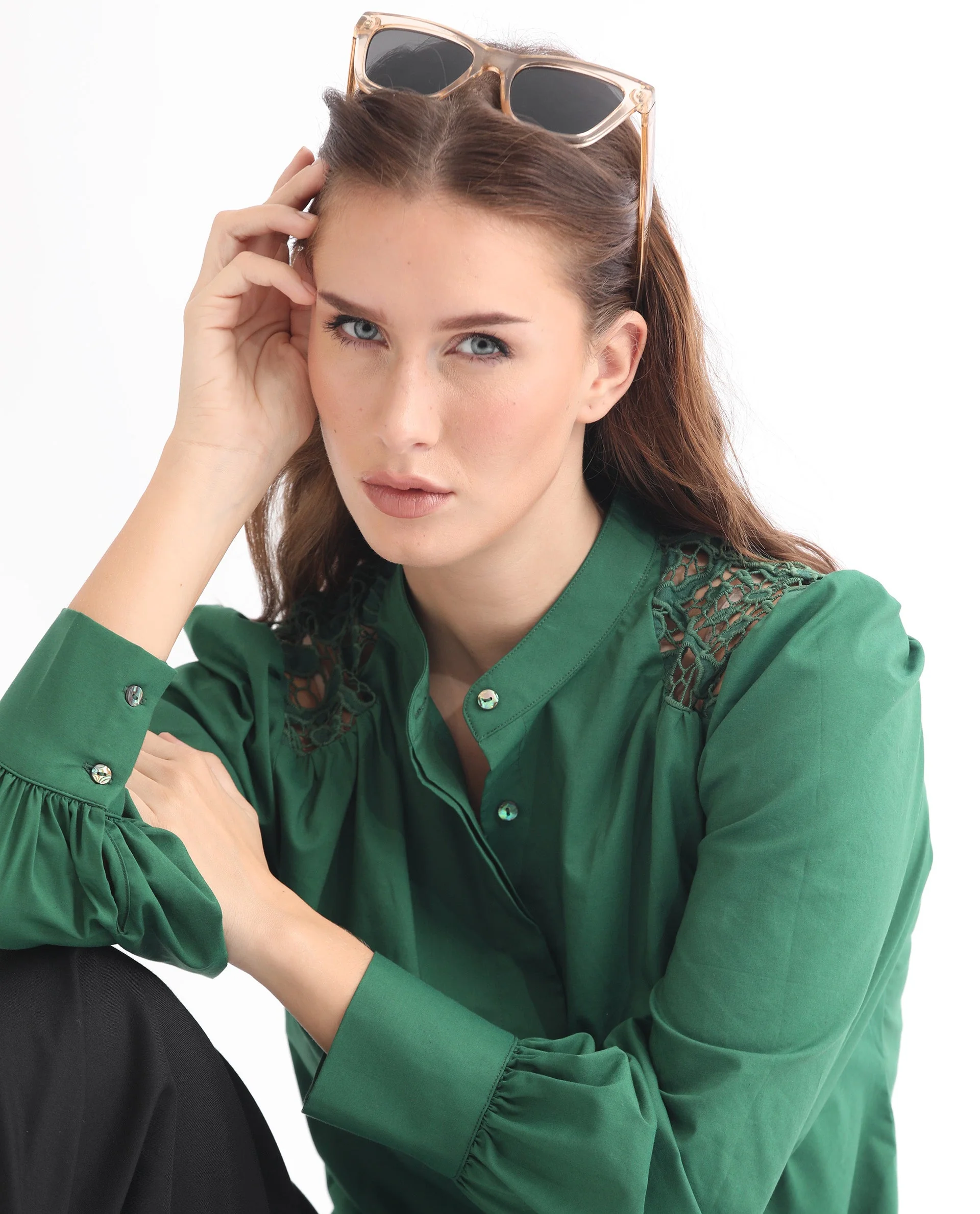 Rareism Women's Laam Dark Green Cotton Blend Mandarin Collar Plain Balloon Sleeve Regular Fit Top - Image 11