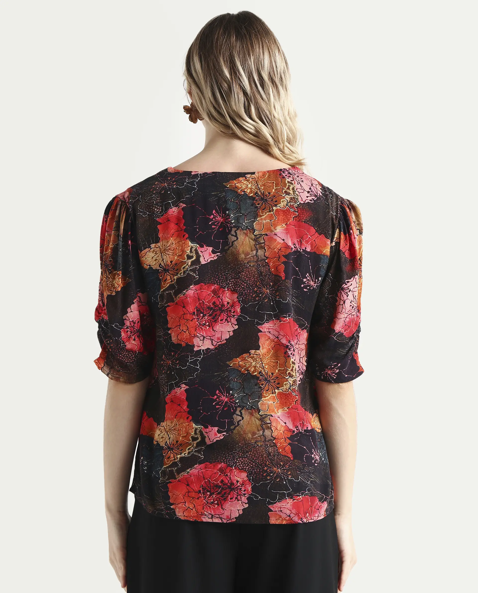 Rareism Women's Labia Multi Cotton Blend V-Neck Floral Print Bell Sleeve Crop Regular Fit Top - Image 7