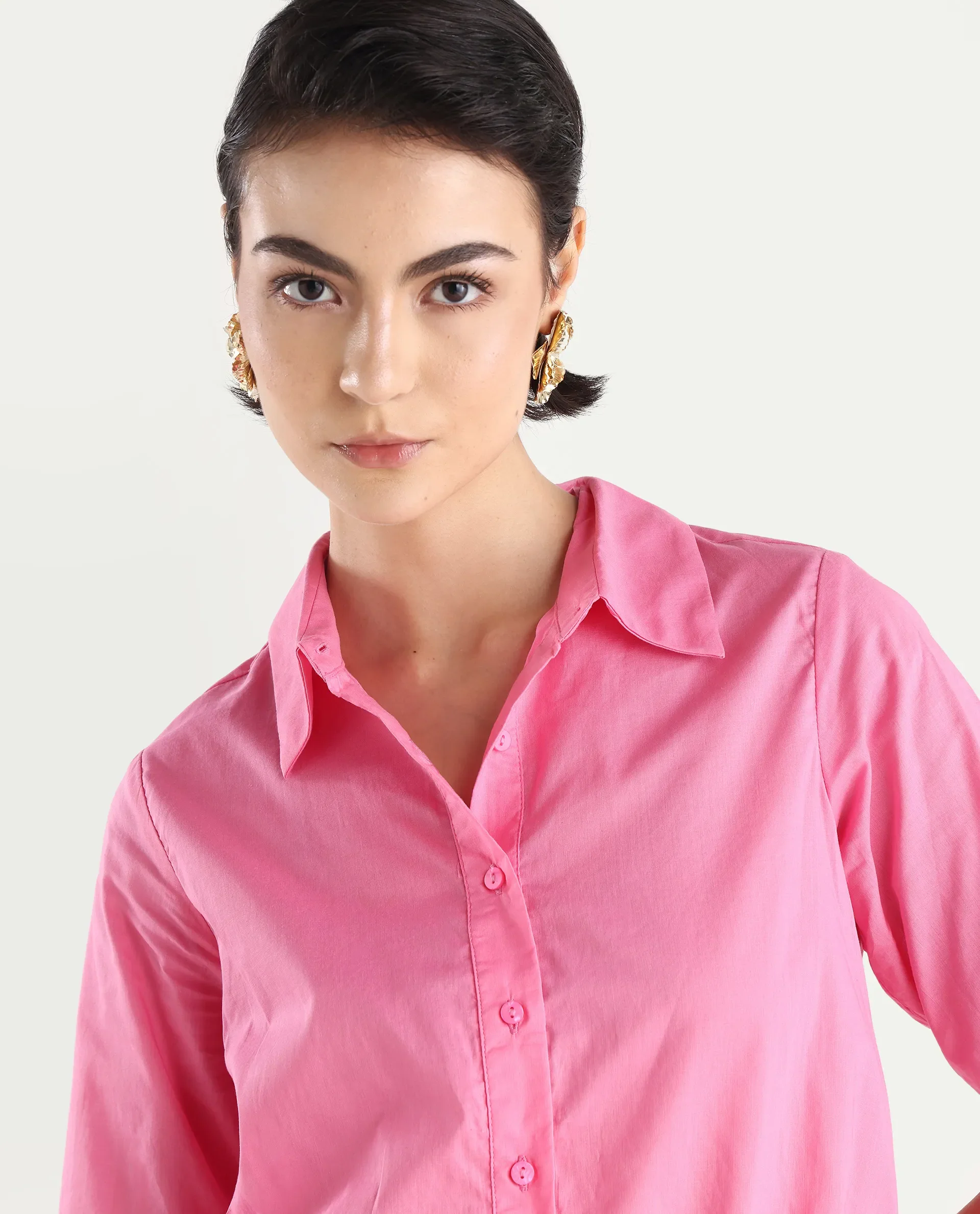 Rareism Women's Lakeavi Pink Cotton Spread Collar Plain Crop Regular Fit Top - Image 4