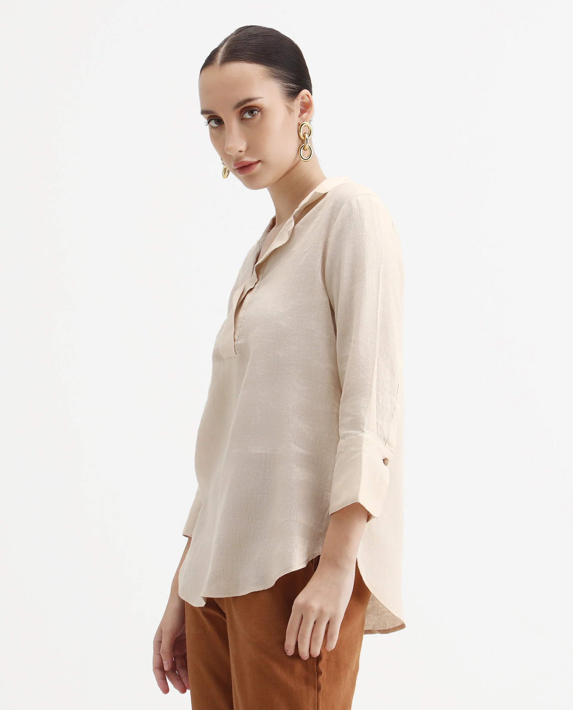 Rareism Women's Laos Pastel Beige Cotton Blend V-Neck Plain Regular Fit Top - Image 7