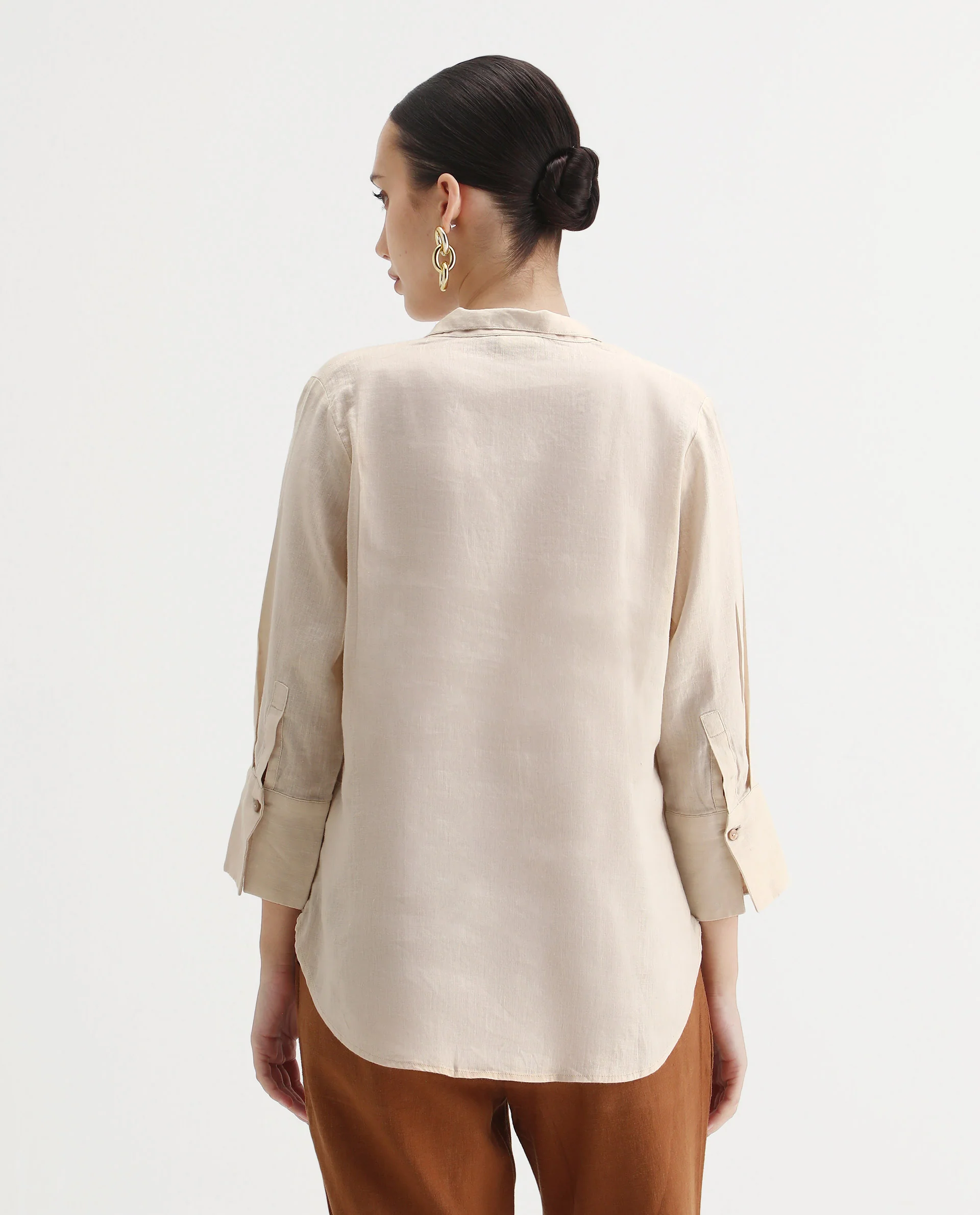 Rareism Women's Laos Pastel Beige Cotton Blend V-Neck Plain Regular Fit Top - Image 8