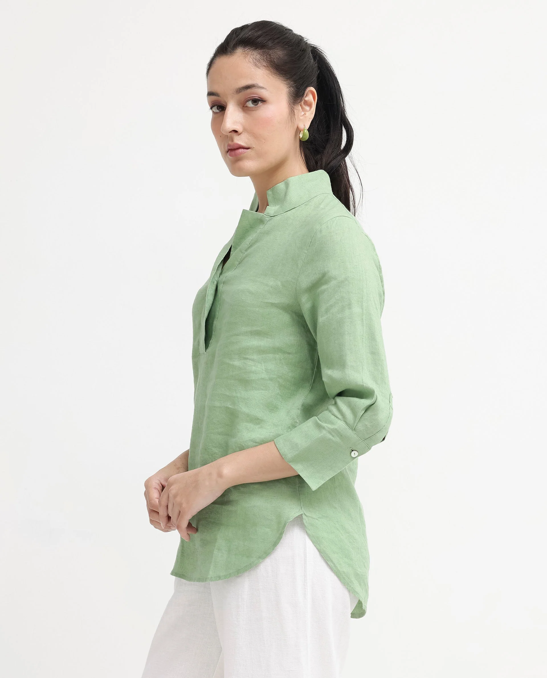 Rareism Women's Laos Pastel Green Cotton Blend V-Neck Plain Regular Fit Top - Image 5