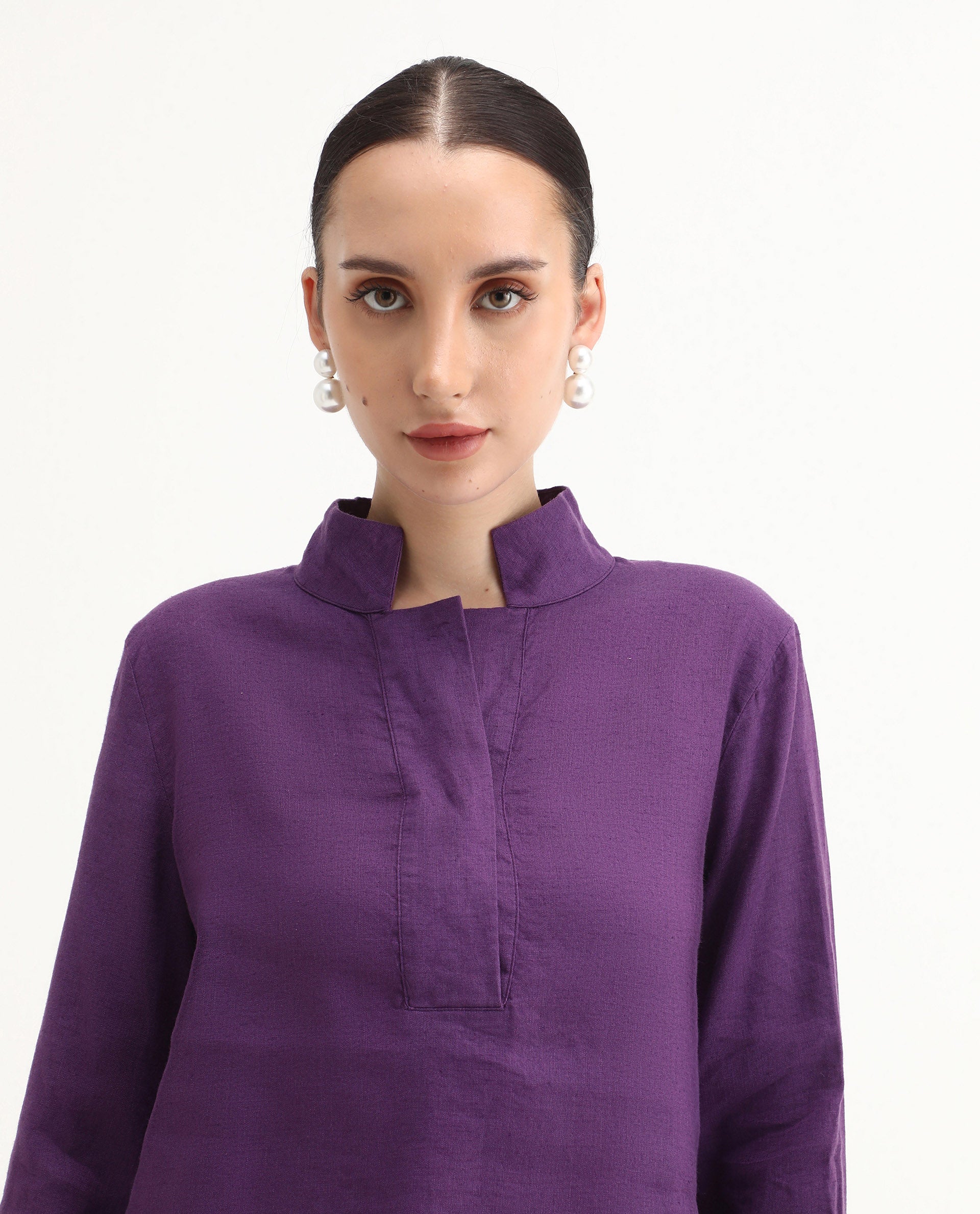 Rareism Women's Laos Purple Cotton Blend V-Neck Plain Regular Fit Top - Image 5