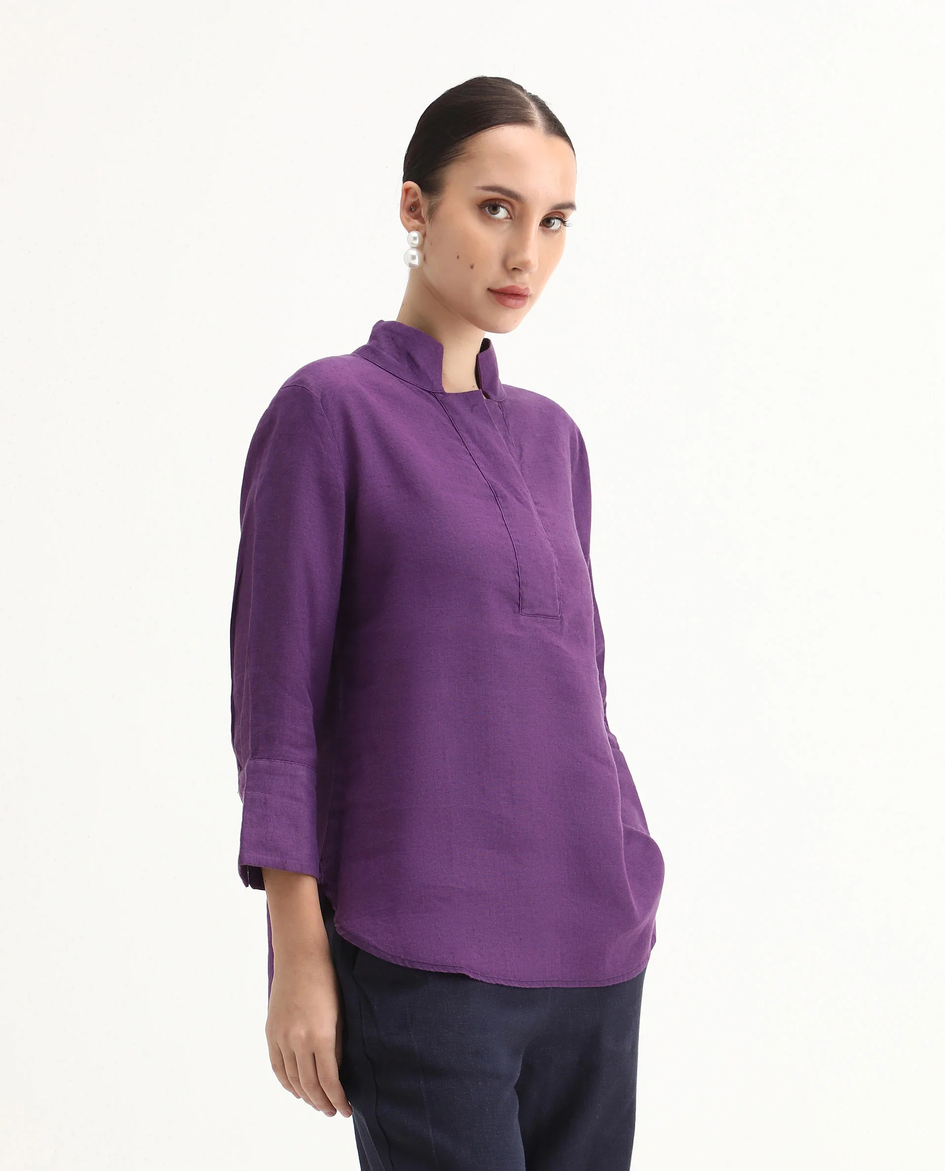 Rareism Women's Laos Purple Cotton Blend V-Neck Plain Regular Fit Top - Image 7