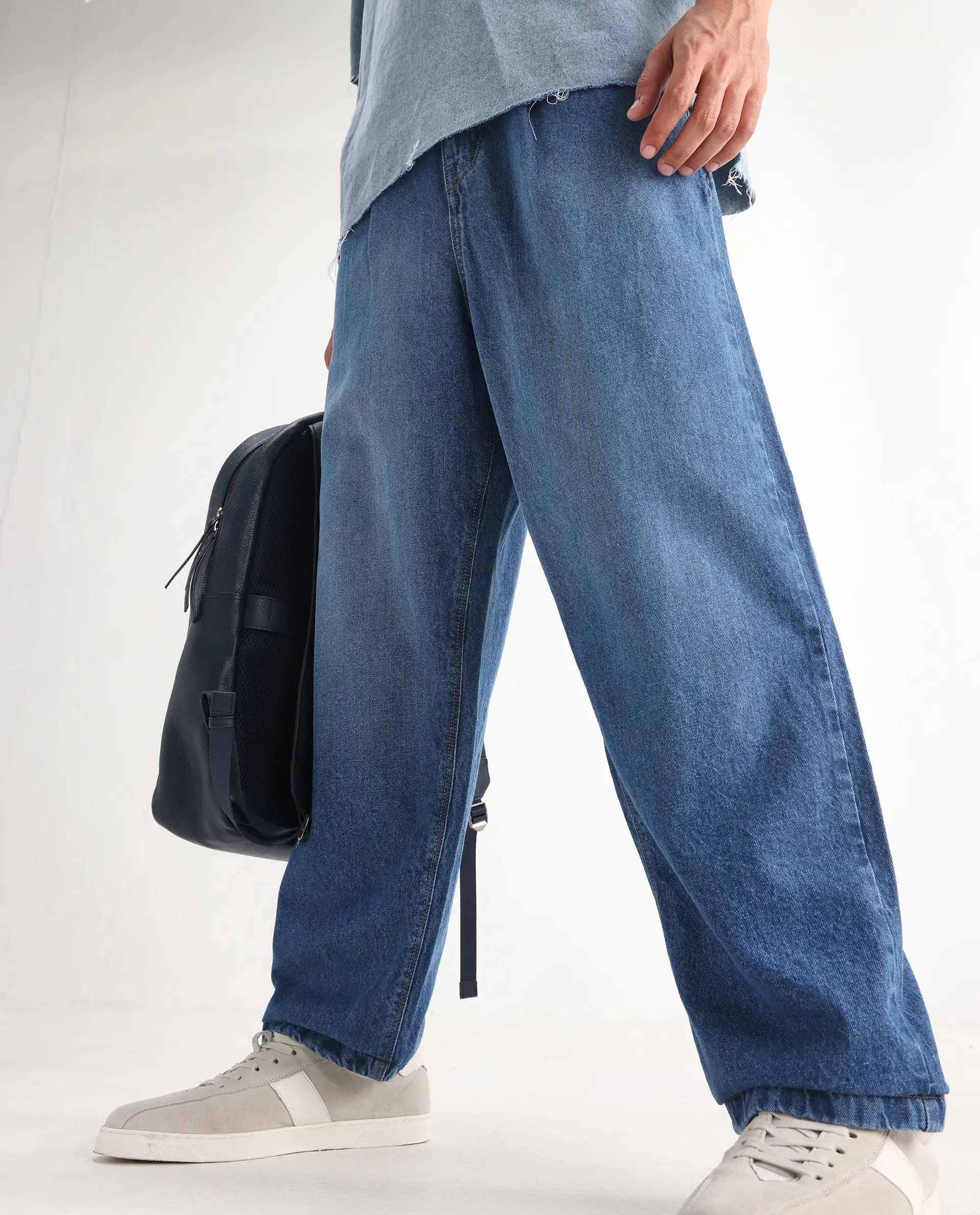Rare Rabbit Men's Lar Blue Cotton Plain Baggy Fit Jeans - Image 2