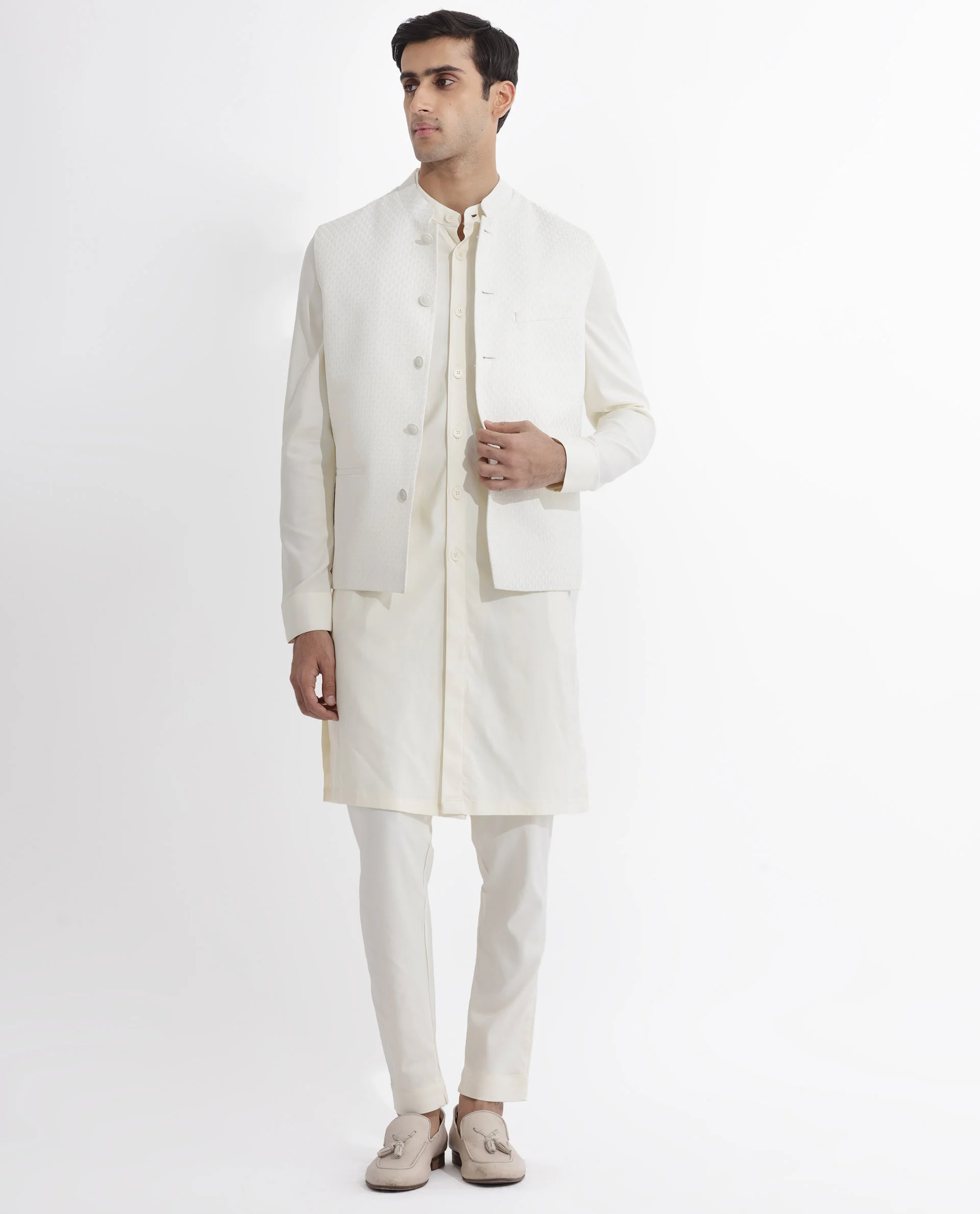 Rare Rabbit Men's Lasmosb Off White Embroidered Tailored Fit Sleeveless Mandarin Collar Bandhgala Rare Rabbit Men's Lasmos-B1 Beige Viscose Embroidered Regular Fit Sleeveless Mandarin Collar Bandhgala Nehru Jacket - Image 4