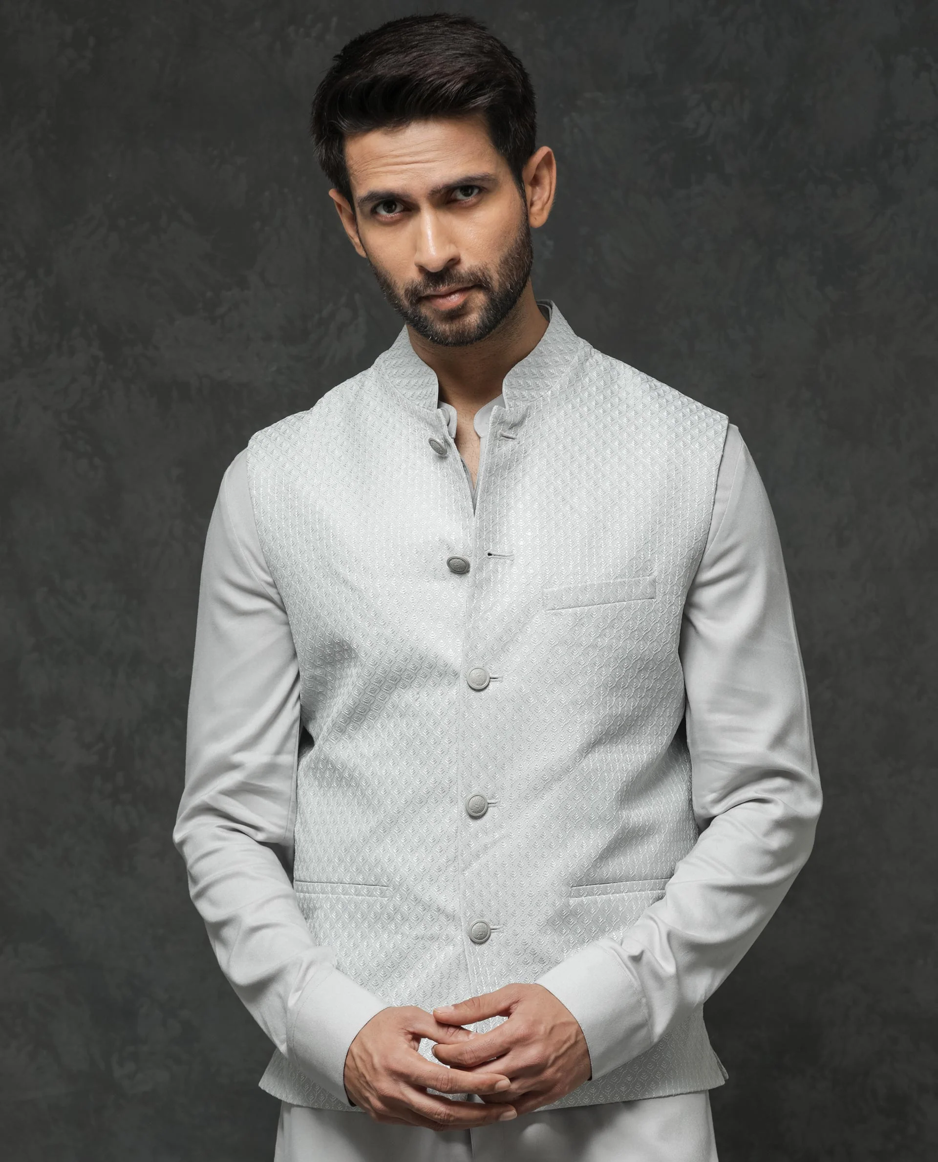 Rare Rabbit Men's Guild Festive Lasmos B1 Light Grey Viscose Embroidered Regular Fit Sleeveless Mandarin Collar Bandhgala Rare Rabbit Men's Lasmos-B1 Beige Viscose Embroidered Regular Fit Sleeveless Mandarin Collar Bandhgala Nehru Jacket - Image 4