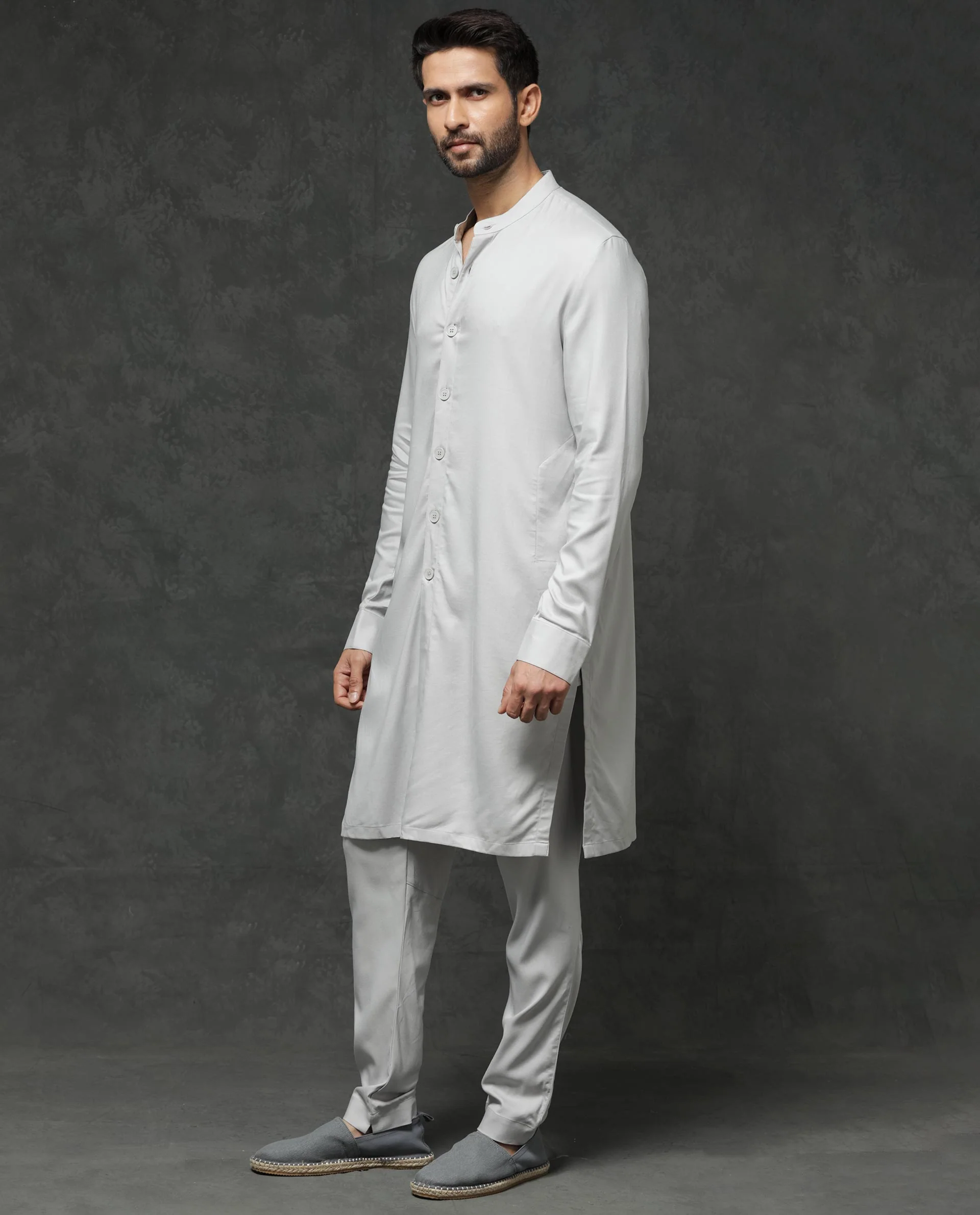 Rare Rabbit Men's Lasmos K1 Light Grey Viscose Plain Regular Fit Full Sleeve Mandarin Collar Kurta - Image 8