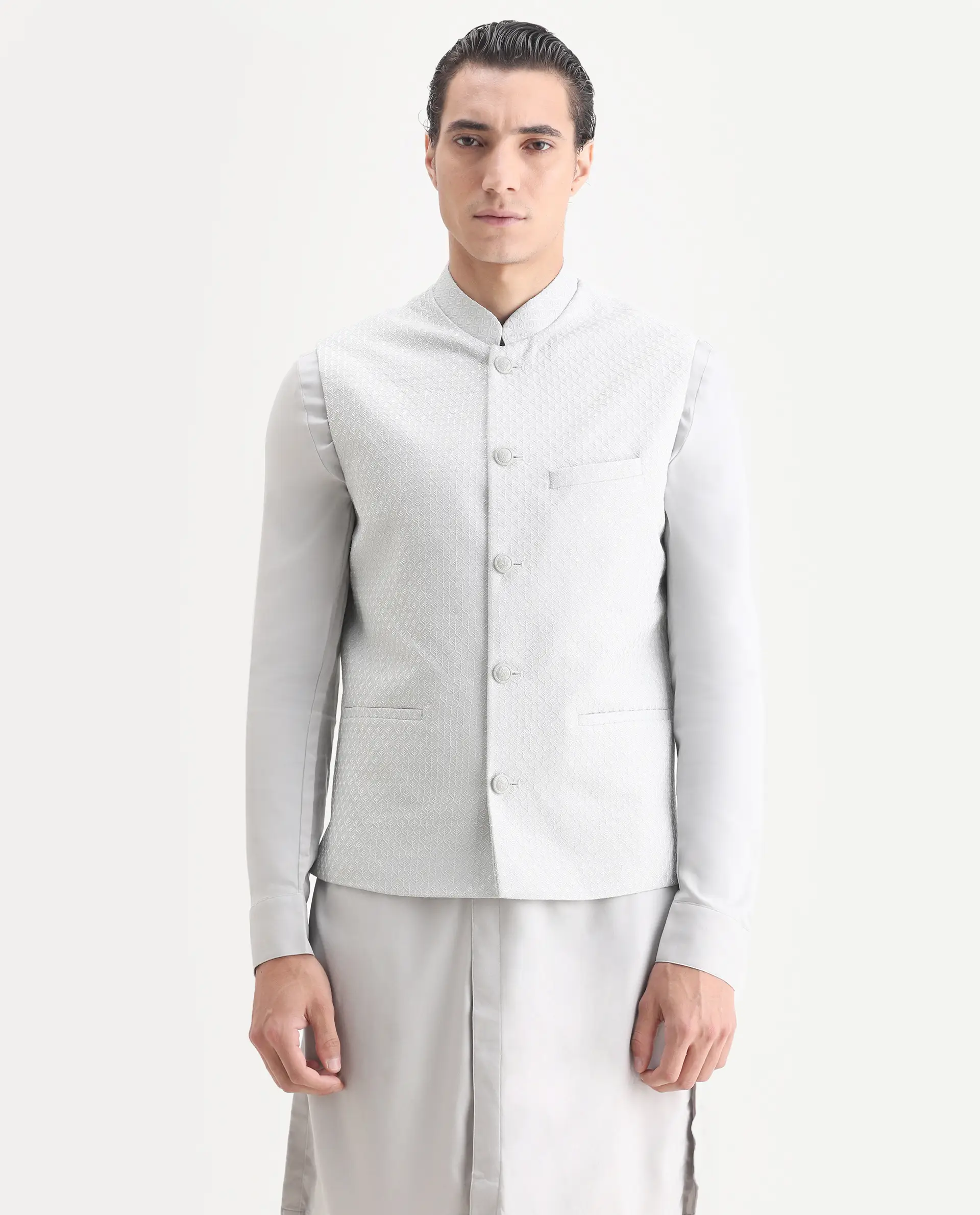 Rare Rabbit Men's Lasmos Kpb Light Grey Viscose Embroidered Regular Fit Full Sleeve Mandarin Collar Kurta Suit - Image 5