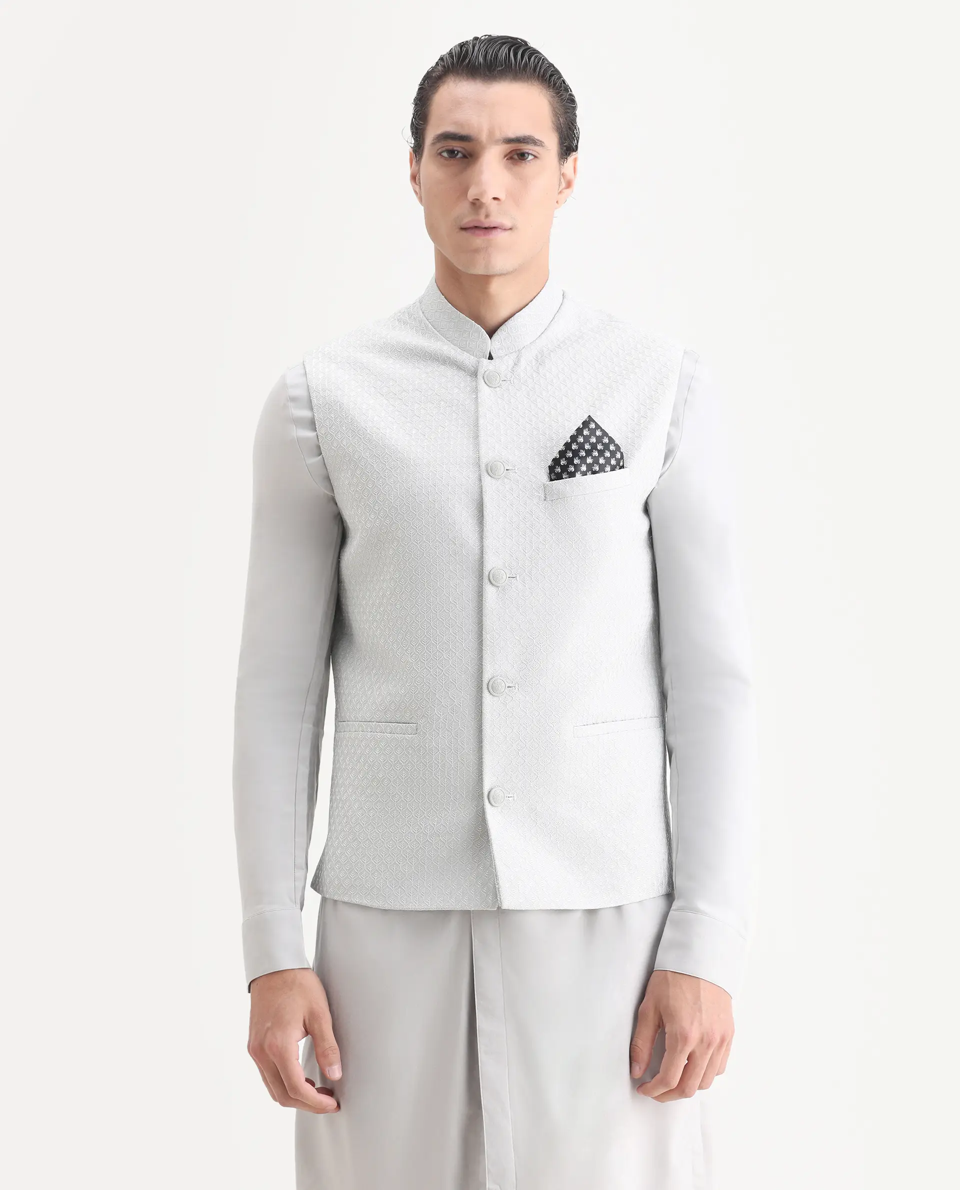 Rare Rabbit Men's Lasmos Kpb Light Grey Viscose Embroidered Regular Fit Full Sleeve Mandarin Collar Kurta Suit - Image 7