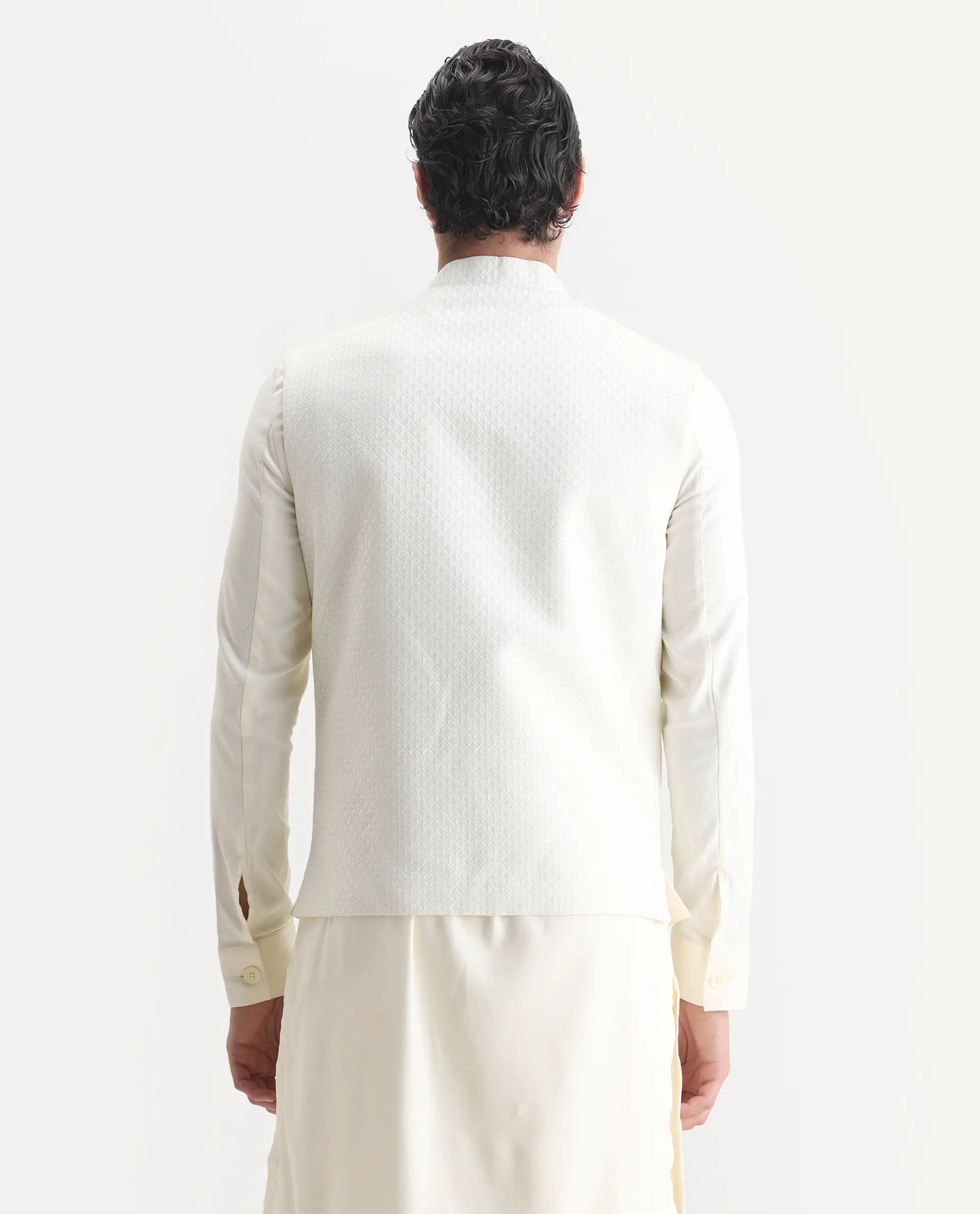 Rare Rabbit Men's Lasmos Kpb Off White Viscose Embroidered Regular Fit Full Sleeve Mandarin Collar Kurta Suit - Image 7