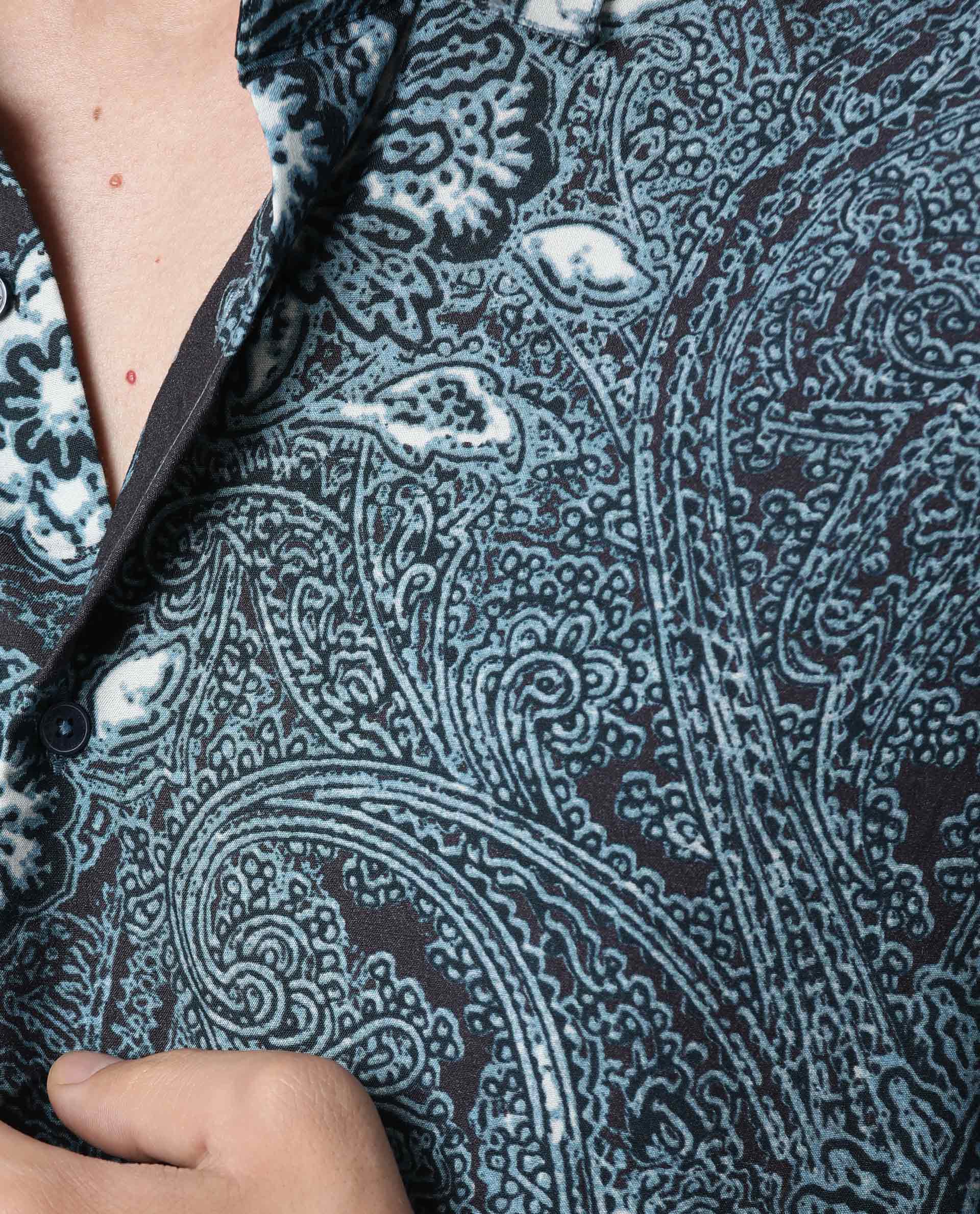 Rare Rabbit Men's Lawrn Ss Blue Cotton Printed Regular Fit Half Sleeve Collared Shirt - Image 3