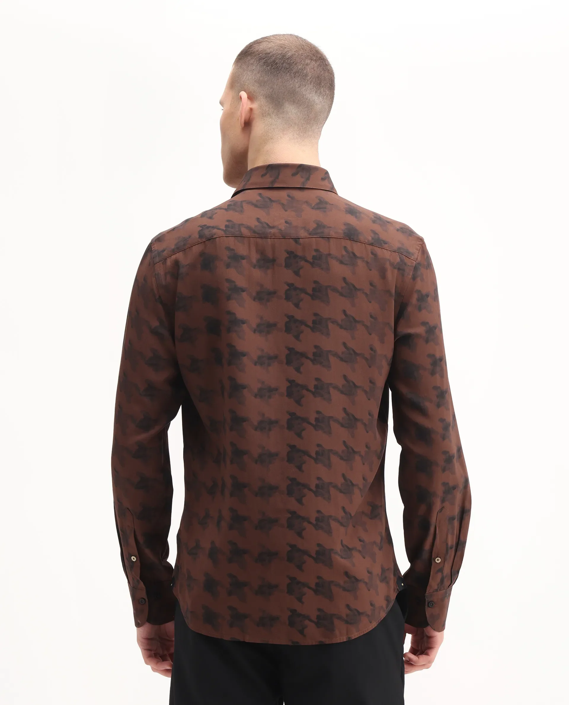 Rare Rabbit Men's Laxo Black Viscose Houndstooth Print Regular Fit Full Sleeve Collared Shirt - Image 7