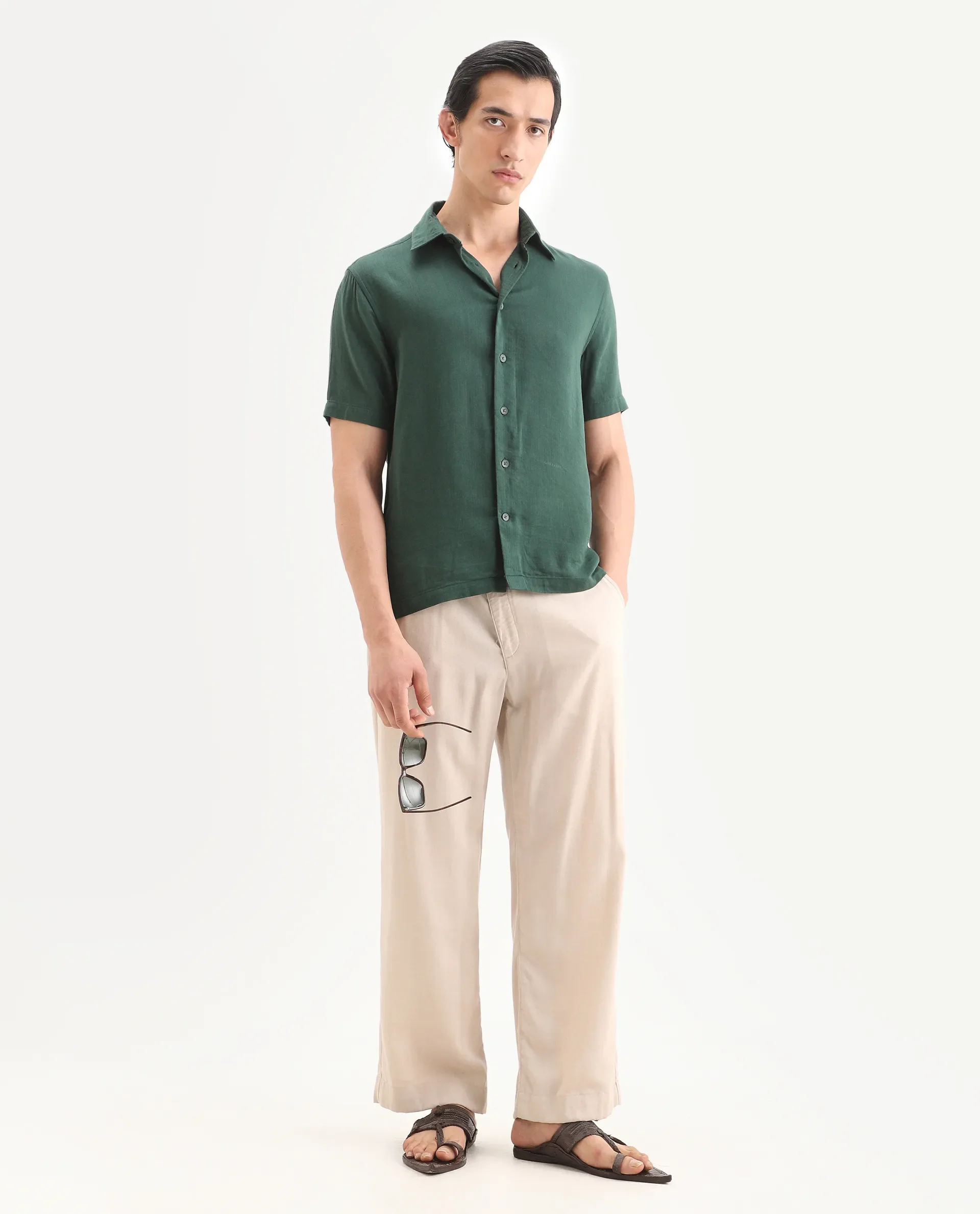 Rare Rabbit Men's Layerr Ss Green Cotton Blend Plain Boxy Fit Full Sleeve Collared Shirt - Image 2