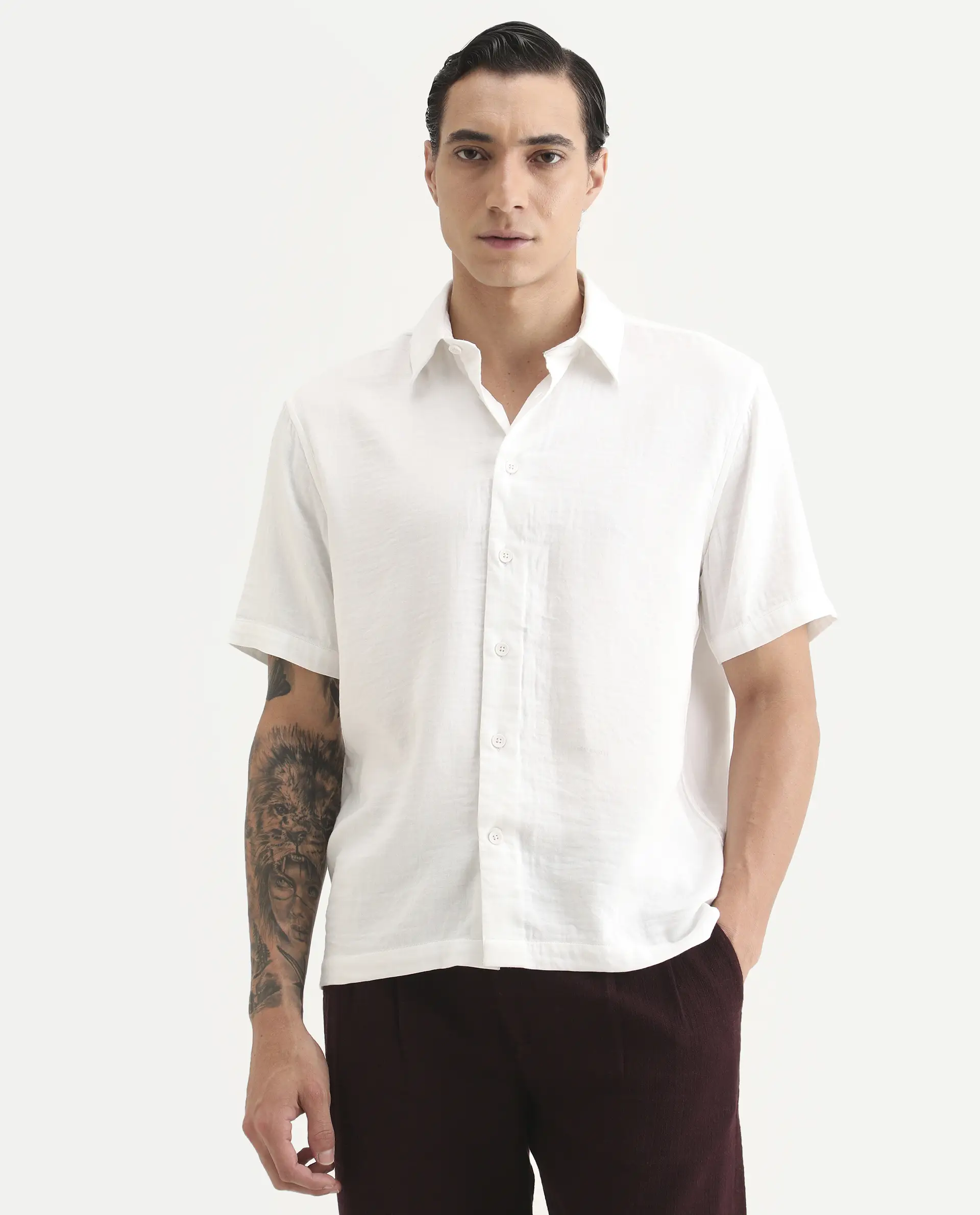 Rare Rabbit Men's Layerr Ss White Cotton Blend Plain Boxy Fit Full Sleeve Collared Shirt - Image 4