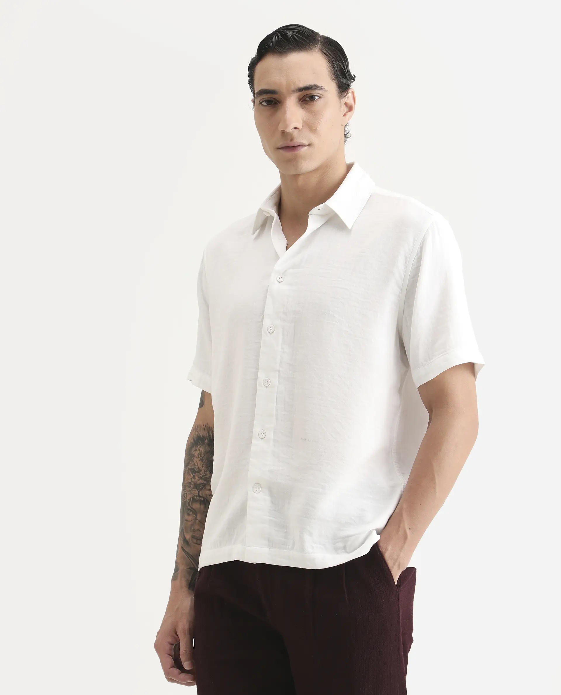 Rare Rabbit Men's Layerr Ss White Cotton Blend Plain Boxy Fit Full Sleeve Collared Shirt - Image 5