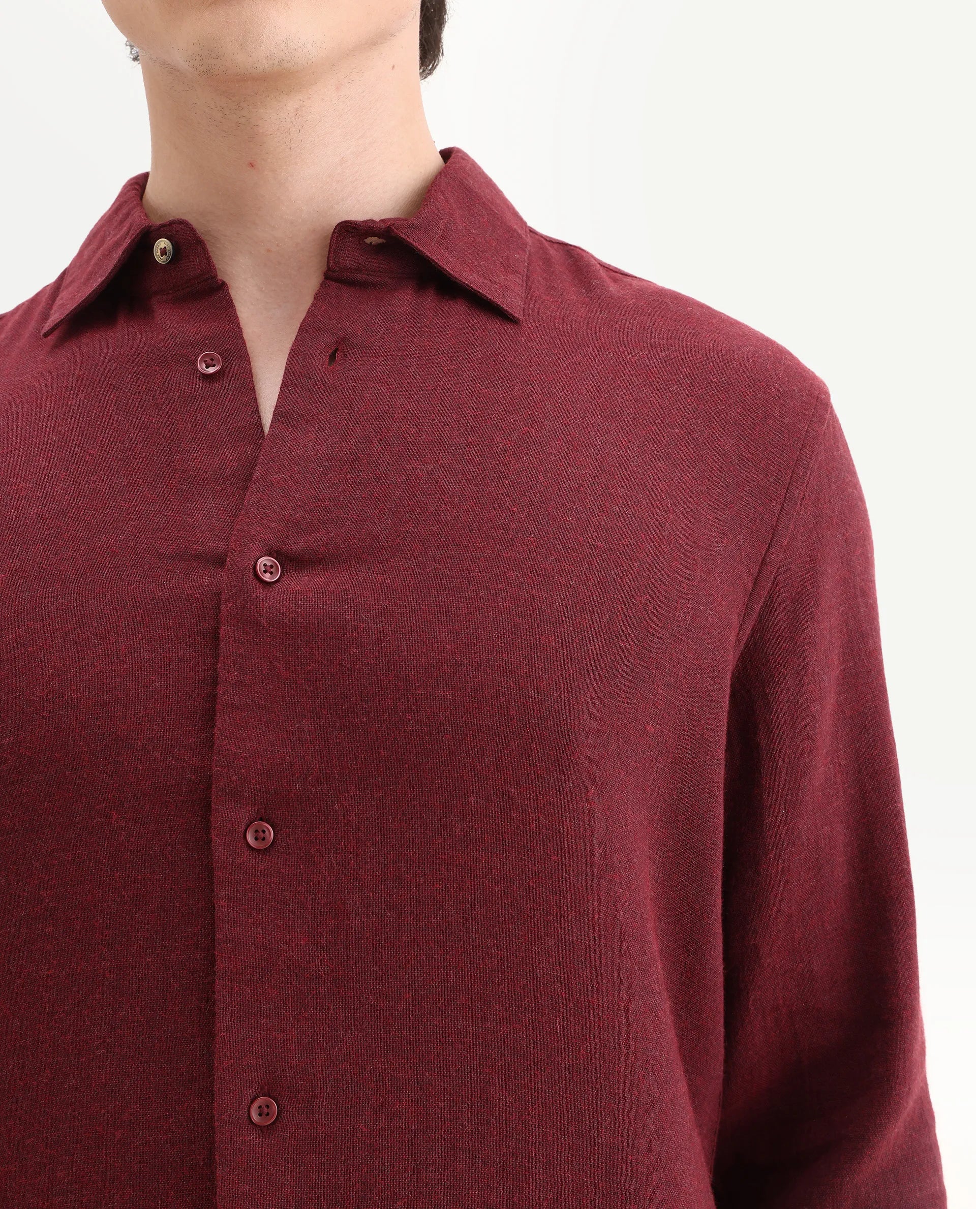 Rare Rabbit Men's Layt Red Cotton Blend Fabric Spread Collar Regular Fit Plain Shirt - Image 3