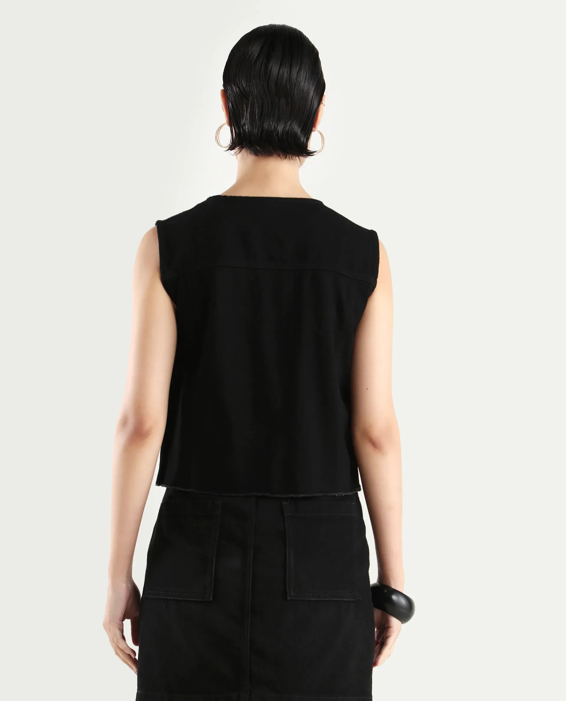 Rareism Women's Laze Black Cotton V-Neck Plain Sleeveless Crop Regular Fit Jacket - Image 7