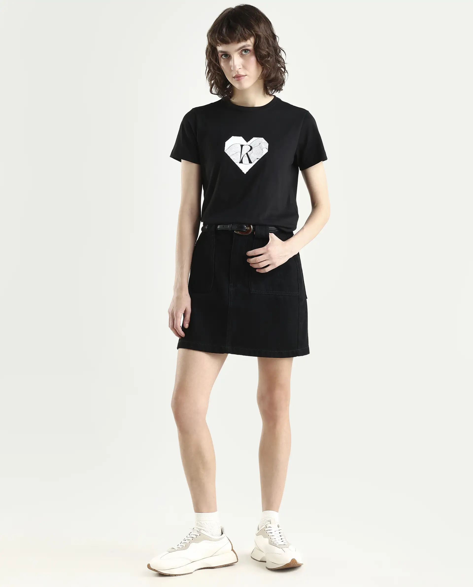 Rareism Women's Lee Black Cotton Blend Crew Neck Graphic Print Regular Fit T-Shirt - Image 2