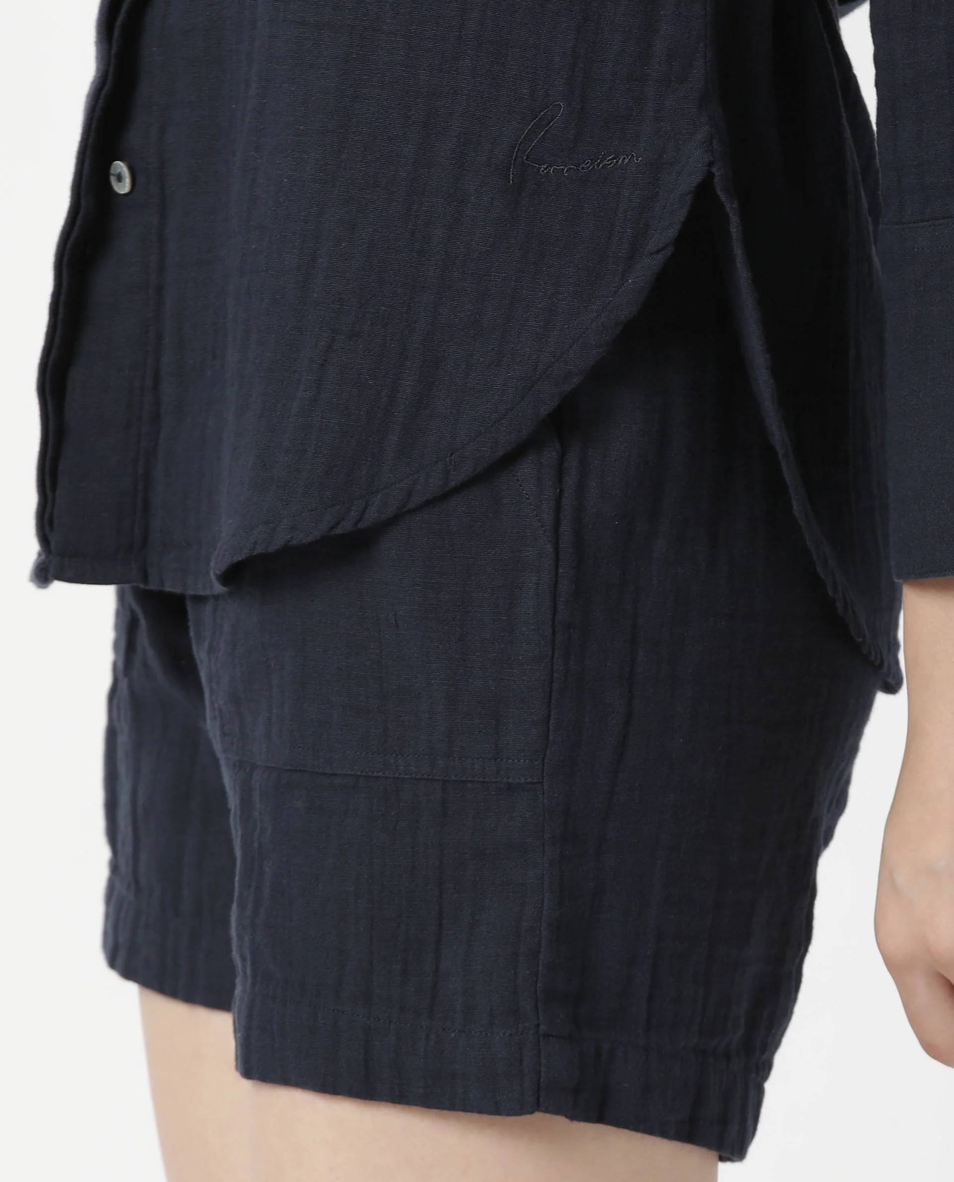 Rareism Women's Leno Navy Cotton Plain Mini Regular Fit Shorts - Image 2