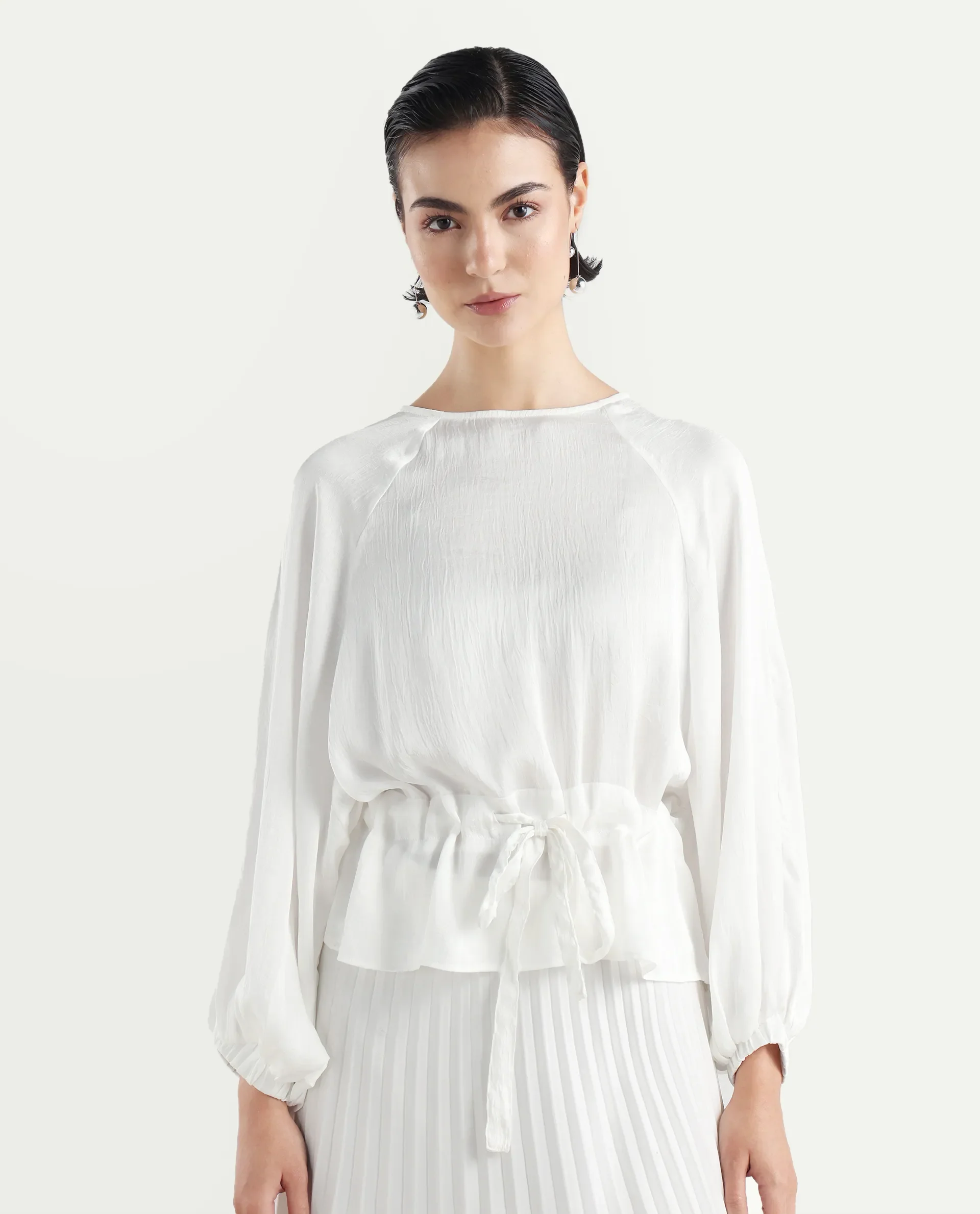 Rareism Women's Lenze White Polyester Boat Neck Plain Volume Sleeve Oversized Top - Image 3