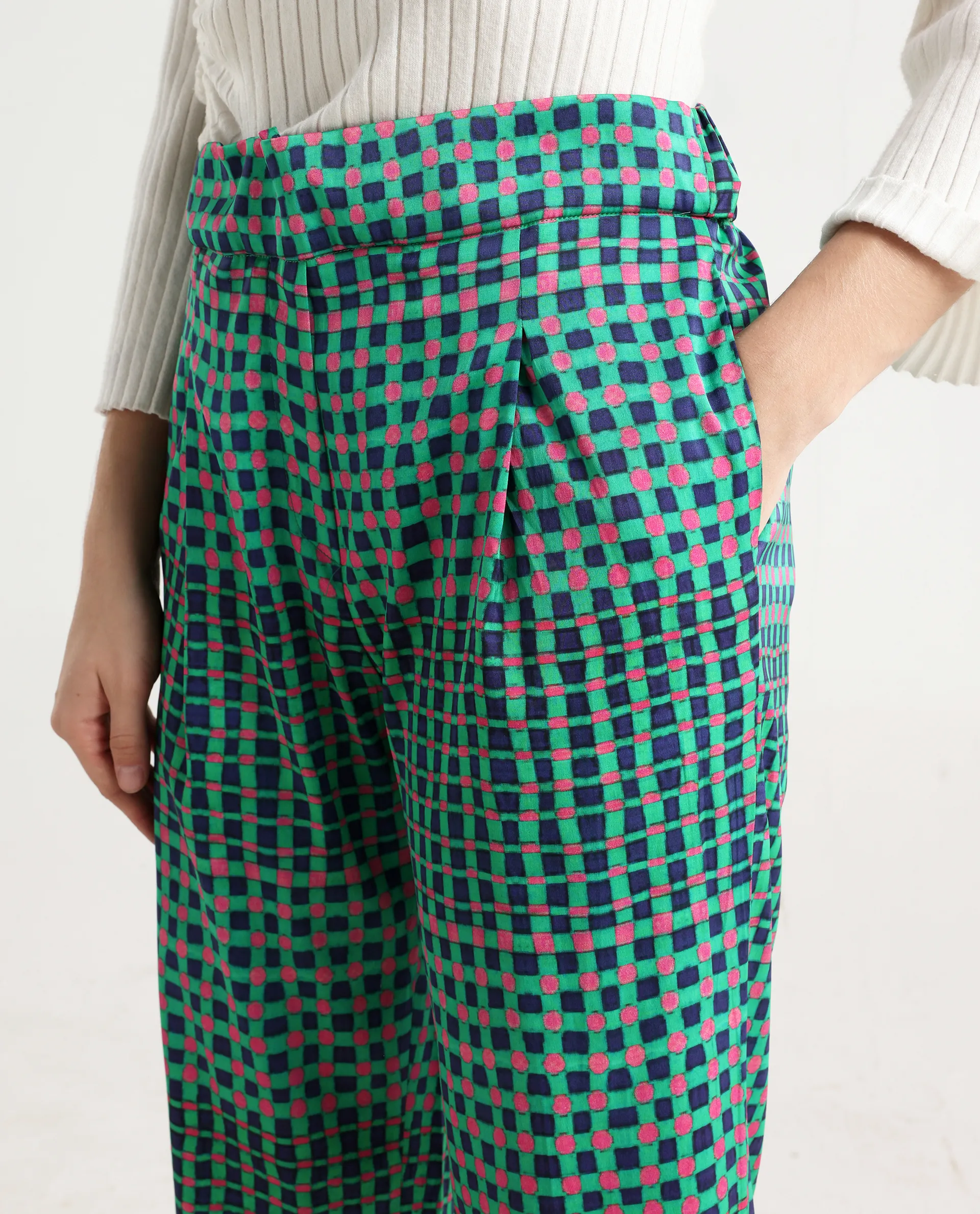 Rareism Women's Leora Green Polyester Geometric Print Ankle Length Tailored Trouser - Image 4