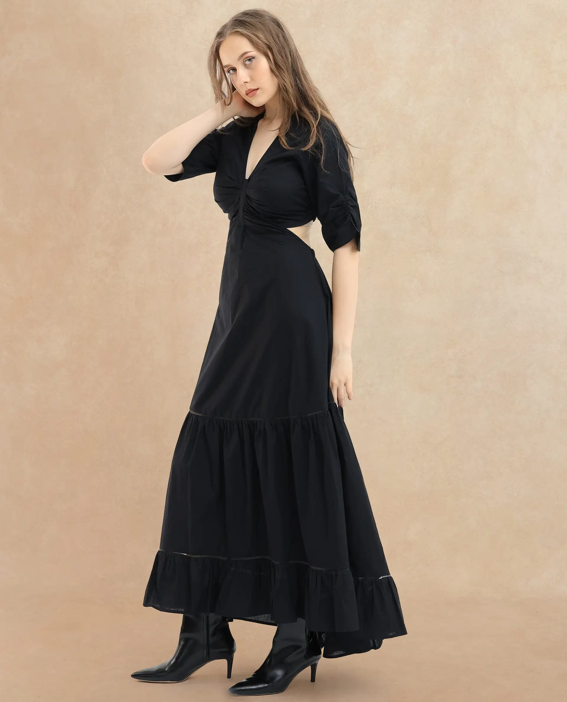 Rareism Women's Lesman Black Cotton V-Neck Plain Puff Sleeves Maxi Fit And Flare Dress - Image 6