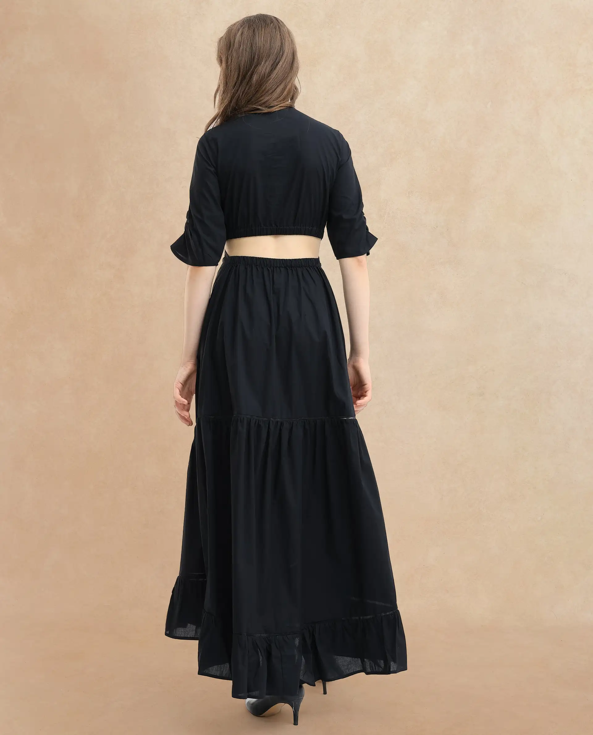 Rareism Women's Lesman Black Cotton V-Neck Plain Puff Sleeves Maxi Fit And Flare Dress - Image 7
