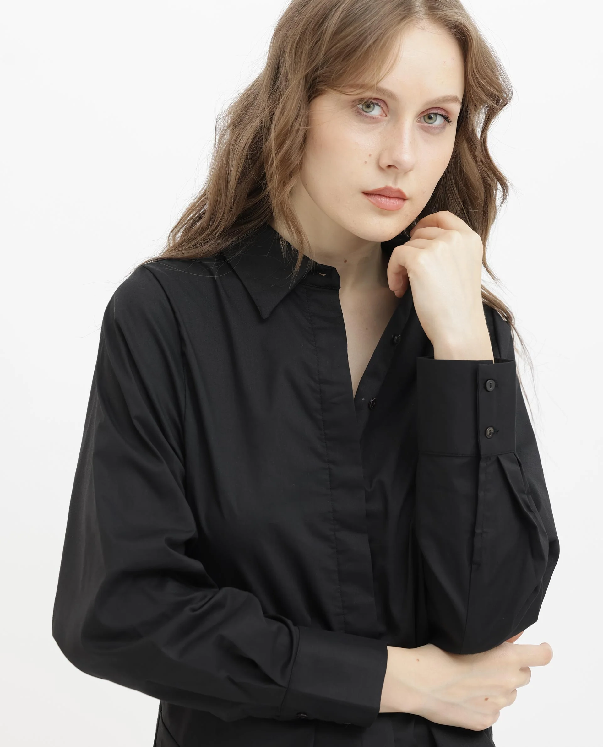 Rareism Women's Letizia Black Cotton Blend Spread Collar Plain Relaxed Fit Shirt - Image 2