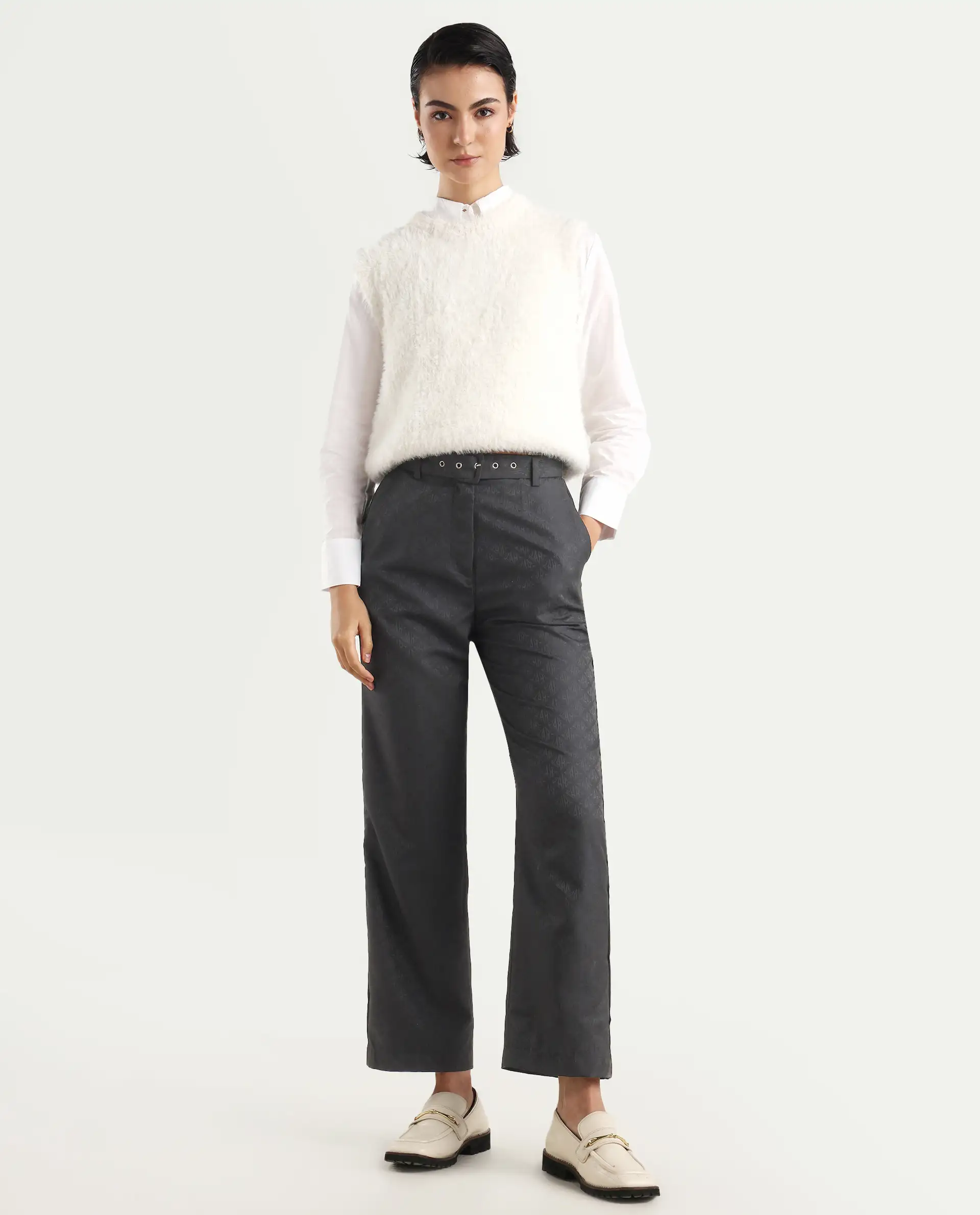 Rareism Women's Levels Black Polyester Plain Ankle Length Tapered Trouser - Image 2