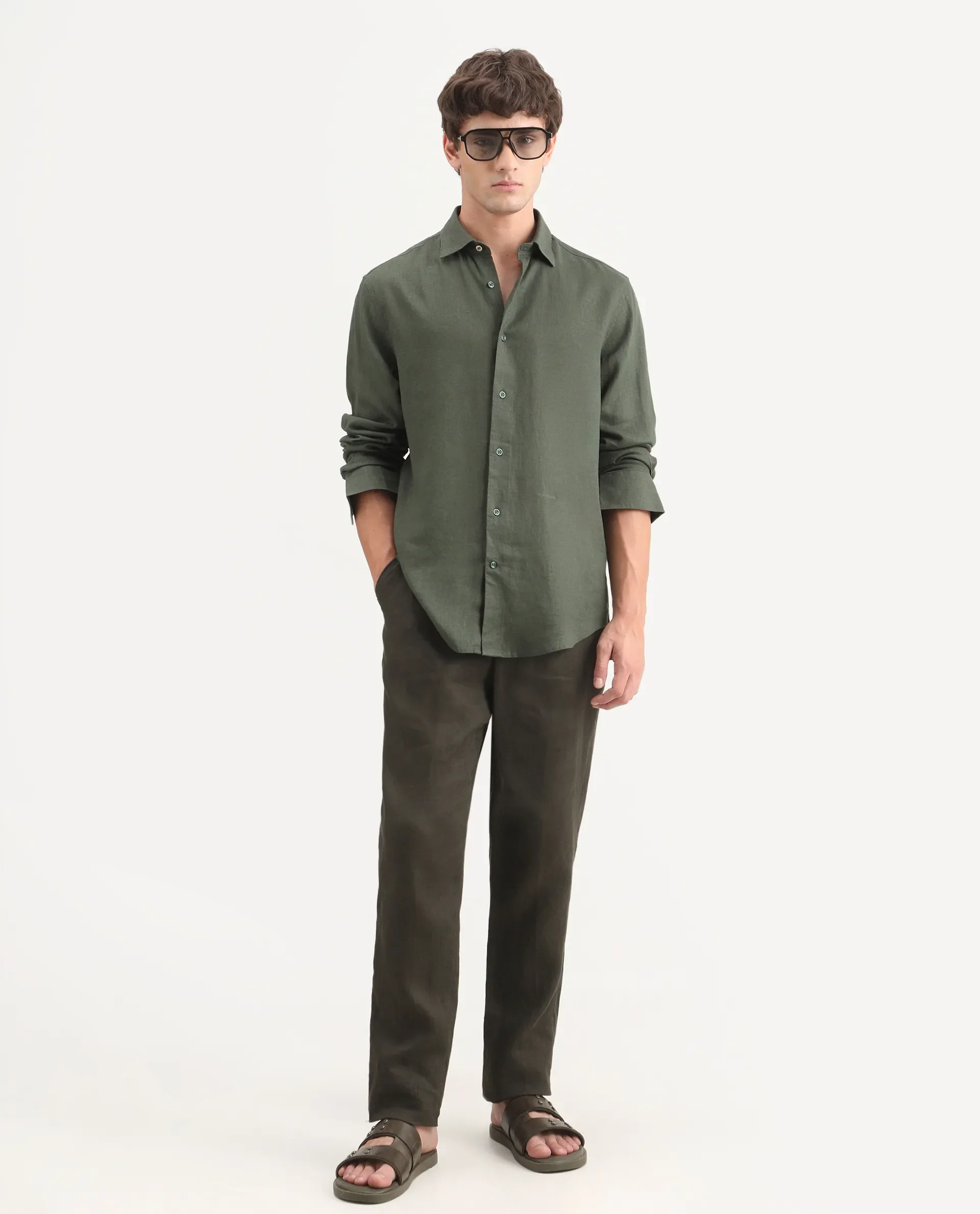 Rare Rabbit Men's Lewan-Ls Dark Green Linen Blend Spread Collar Regular Plain Shirt - Image 2