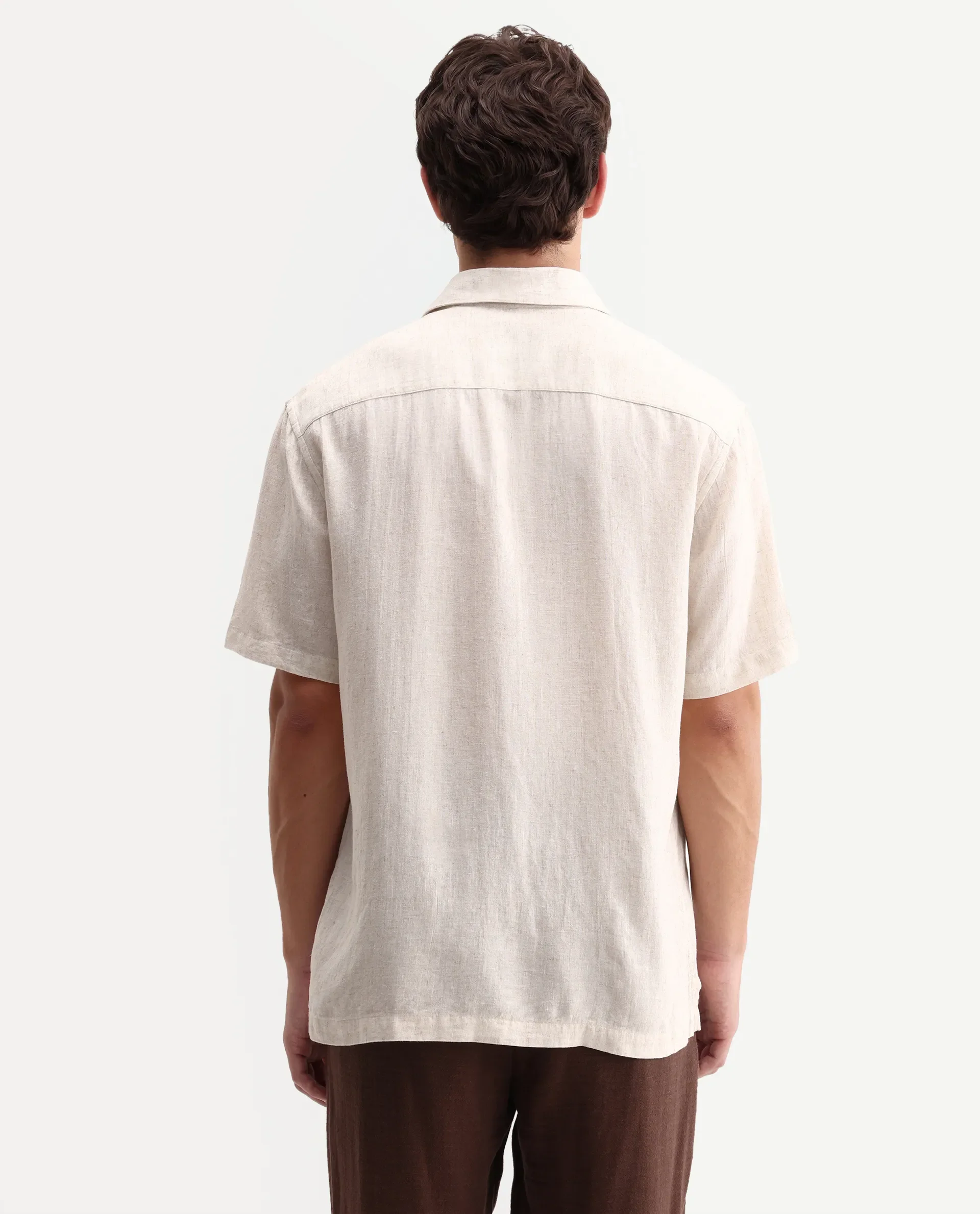 Rare Rabbit Men's Lewan-Ss Primary Ecru Linen Blend Spread Collar Regular Plain Shirt - Image 7