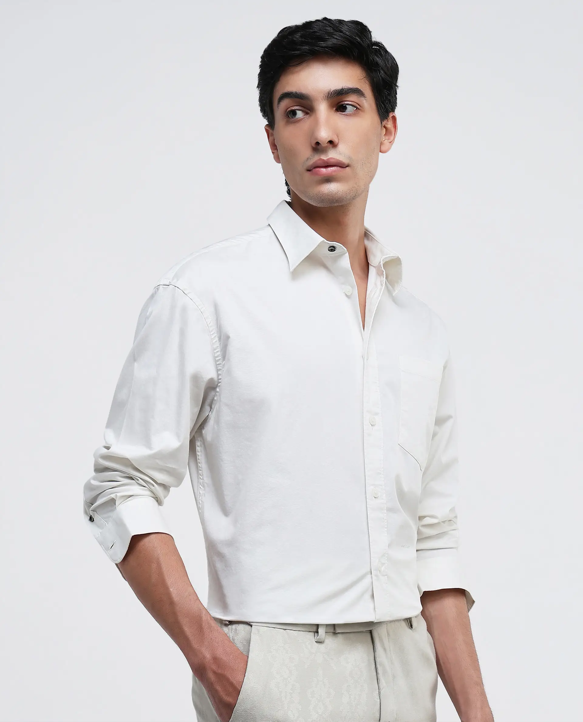 Rare Rabbit Men's Lewi Off White Cotton Plain Boxy Fit Full Sleeve Collared Shirt - Image 5