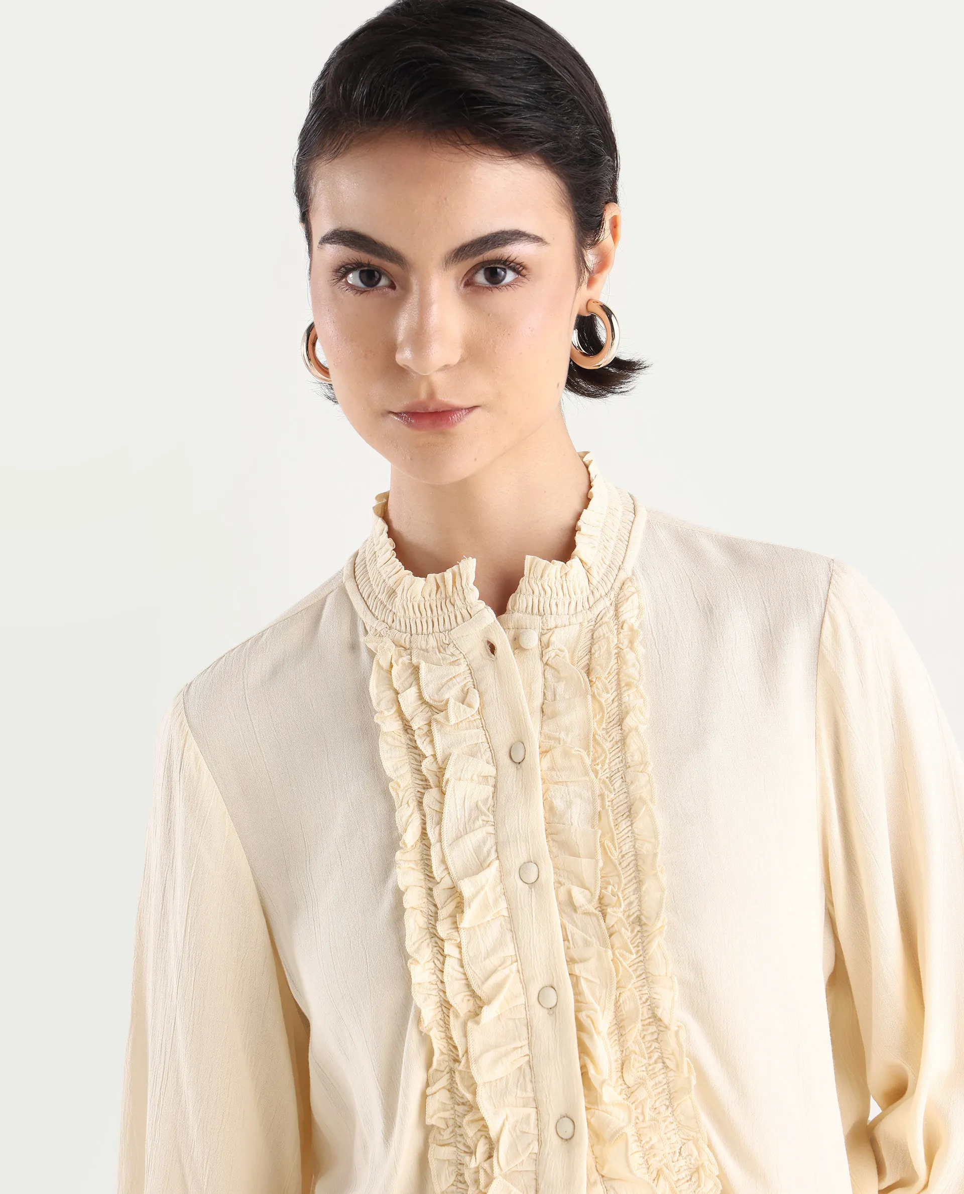 Rareism Women's Licel Off White Rayon Mandarin Collar Plain Regular Fit Top - Image 4