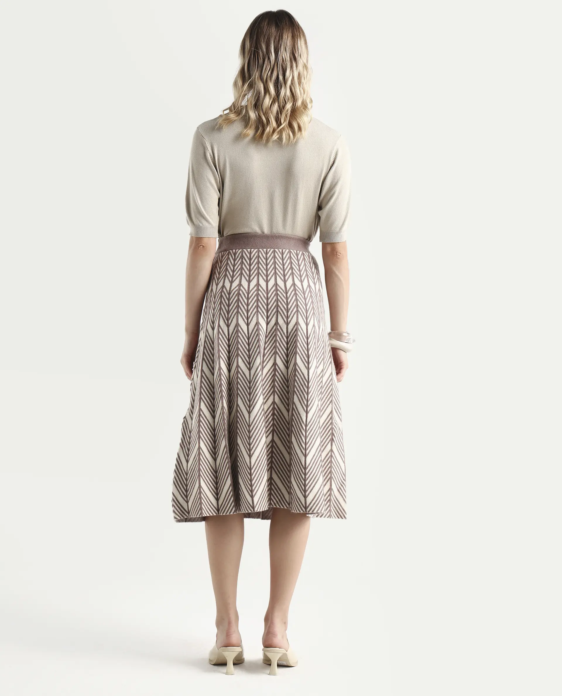 Rareism Women's Lida Beige Viscose Geometric Print Midi Flared Skirt - Image 7