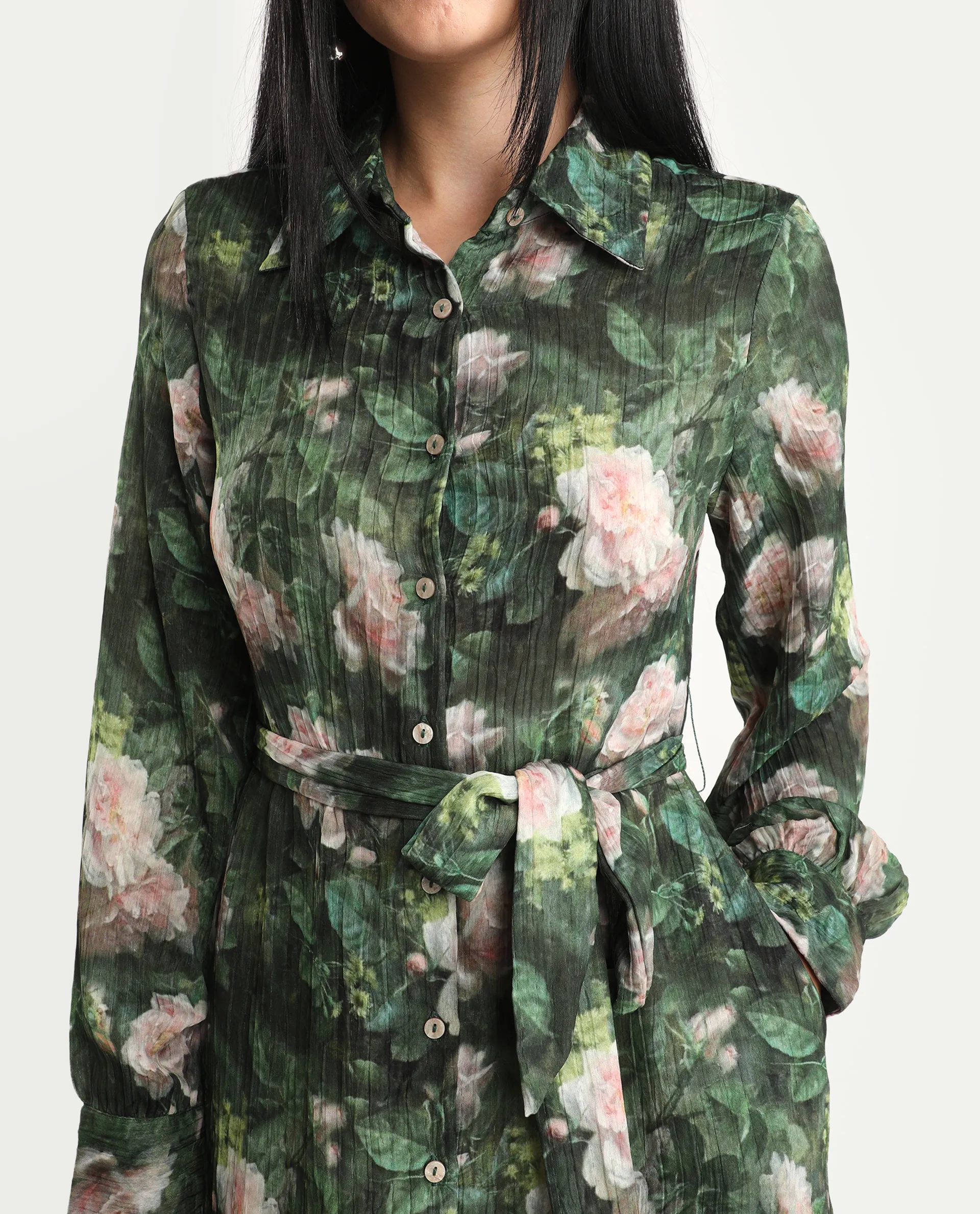 Rareism Women's Lika Dark Green Polyester Tie-Up Neck Floral Print Bishop Sleeve Midi Flared Dress - Image 4