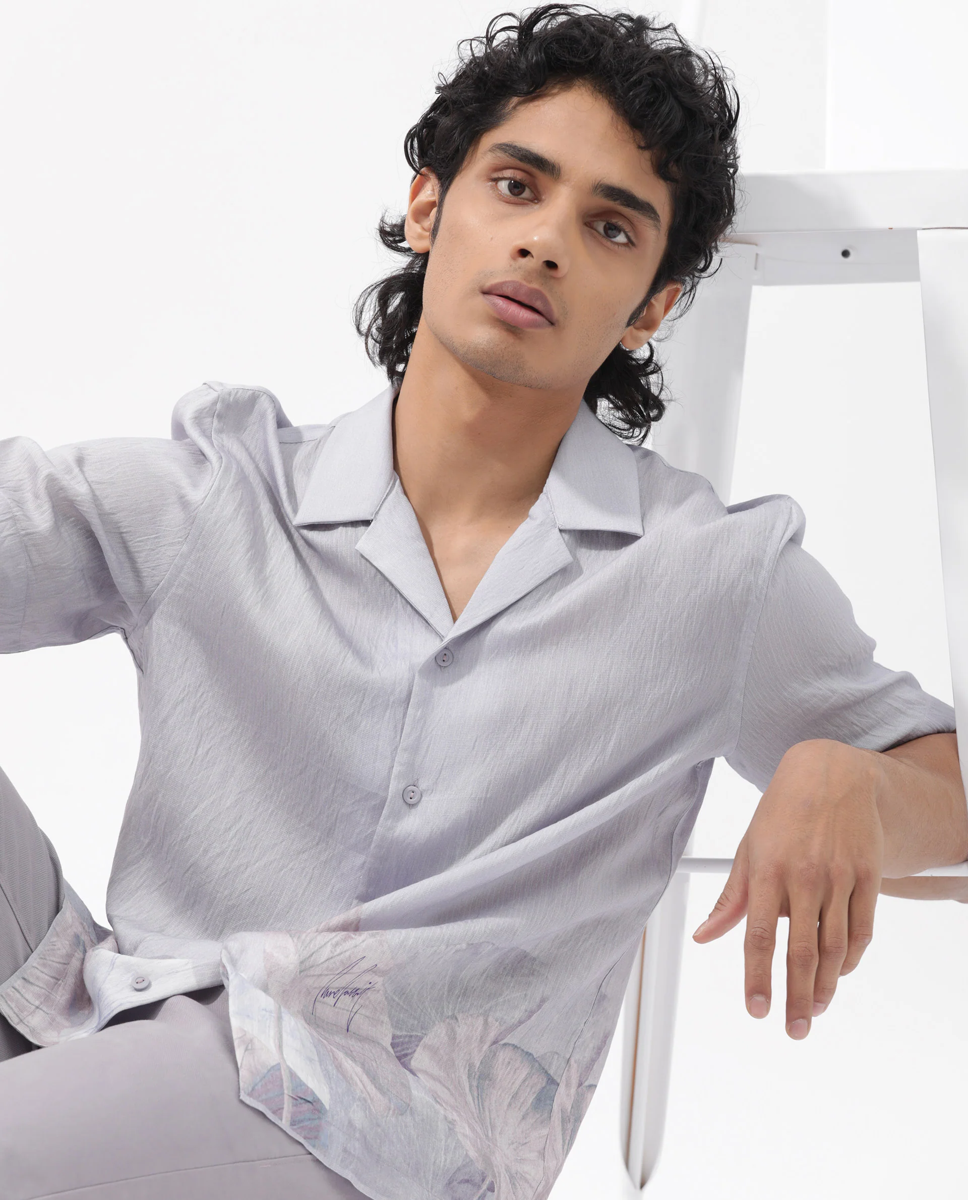 Rare Rabbit Men's Lilate Pastel Purple Viscose Tropical Print Boxy Fit Half Sleeve Cuban Collar Shirt - Image 7