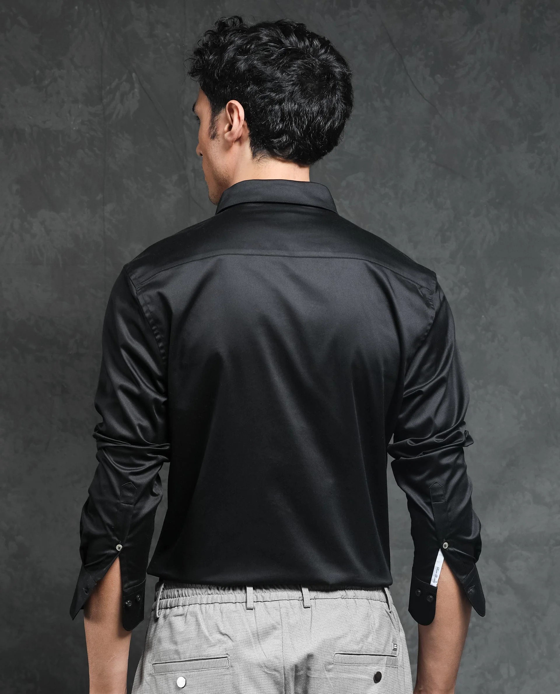 Rare Rabbit Men's Liner Black Cotton Plain Regular Fit Full Sleeve Collared Shirt - Image 7