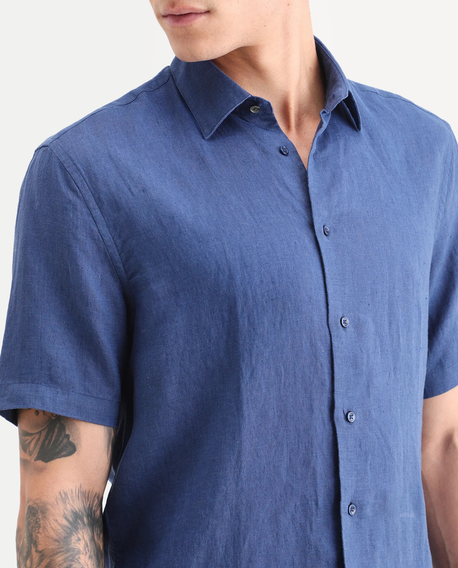 Rare Rabbit Men's Linex Ss Blue Linen Blend Fabric Half Sleeve Spread Collar Regular Plain Shirt - Image 3