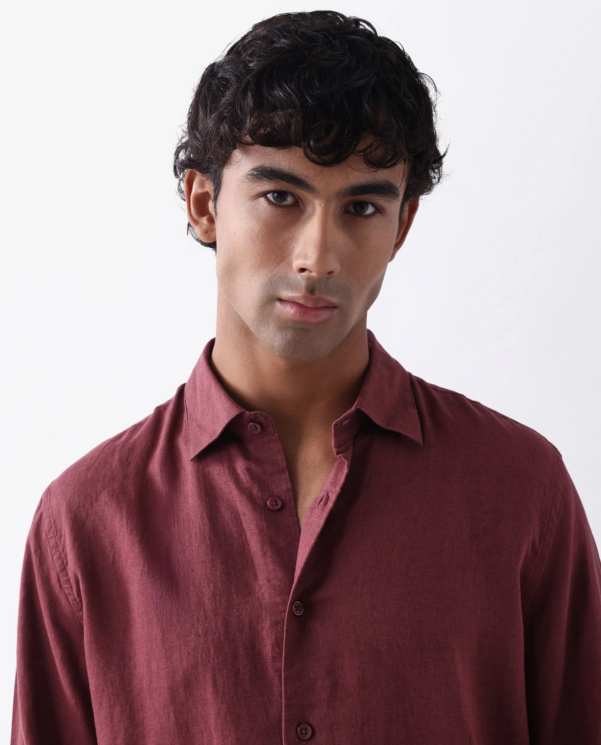 Rare Rabbit Men's Linex Ls-25 Maroon Linen Blend Plain Regular Fit Full Sleeve Collared Shirt - Image 2