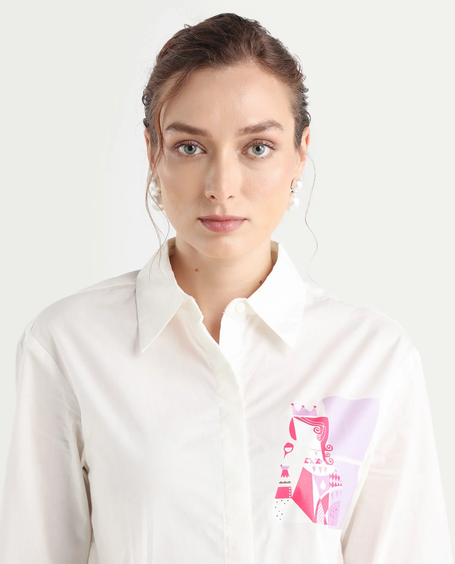 Rareism Women's Linnpo Off White Cotton Spread Collar Graphic Print Cuffed Sleeve Regular Fit Shirt - Image 4