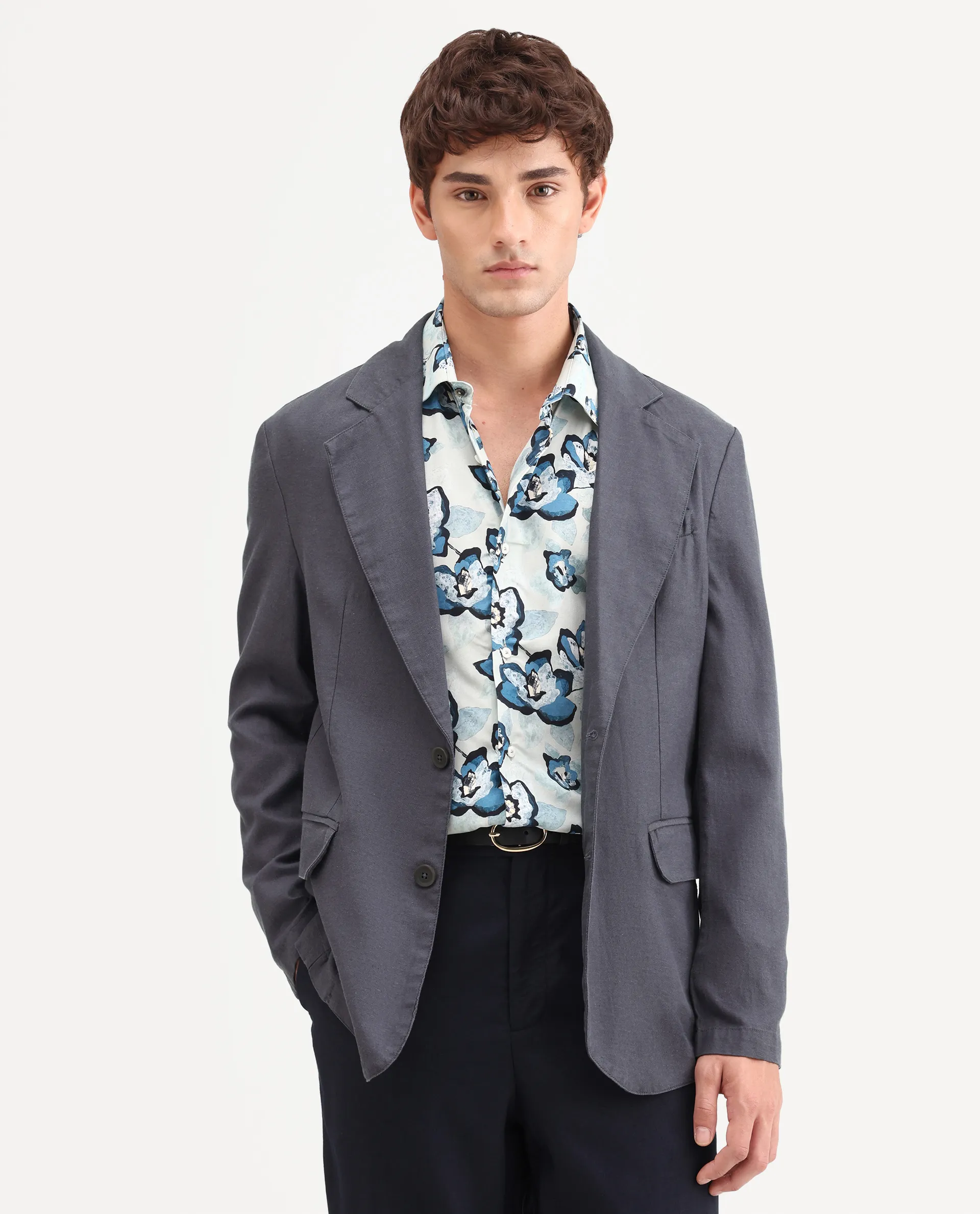 Rare Rabbit Men's Linol Dark Grey Linen Blend Fabric Lapel Neck Tailored Fit Plain Blazer - Image 4