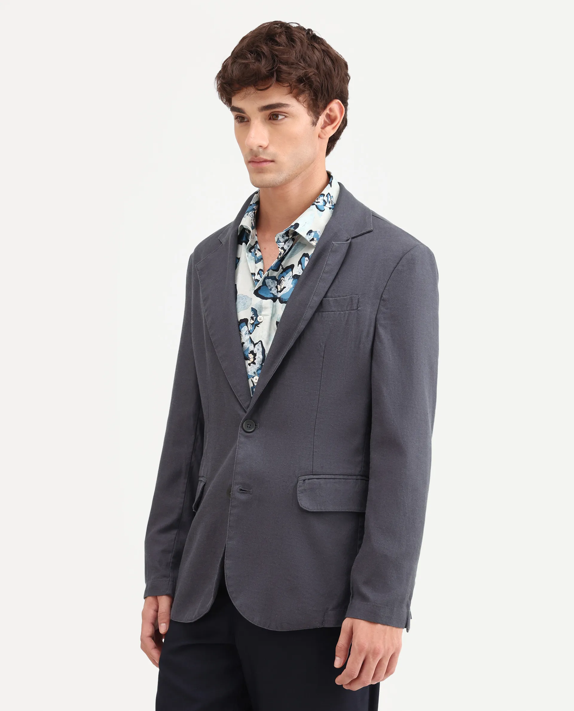 Rare Rabbit Men's Linol Dark Grey Linen Blend Fabric Lapel Neck Tailored Fit Plain Blazer - Image 6