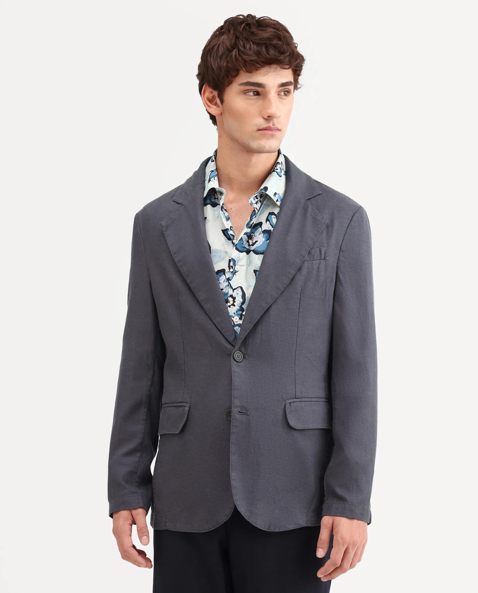 Rare Rabbit Men's Linol Dark Grey Linen Blend Fabric Lapel Neck Tailored Fit Plain Blazer - Image 7
