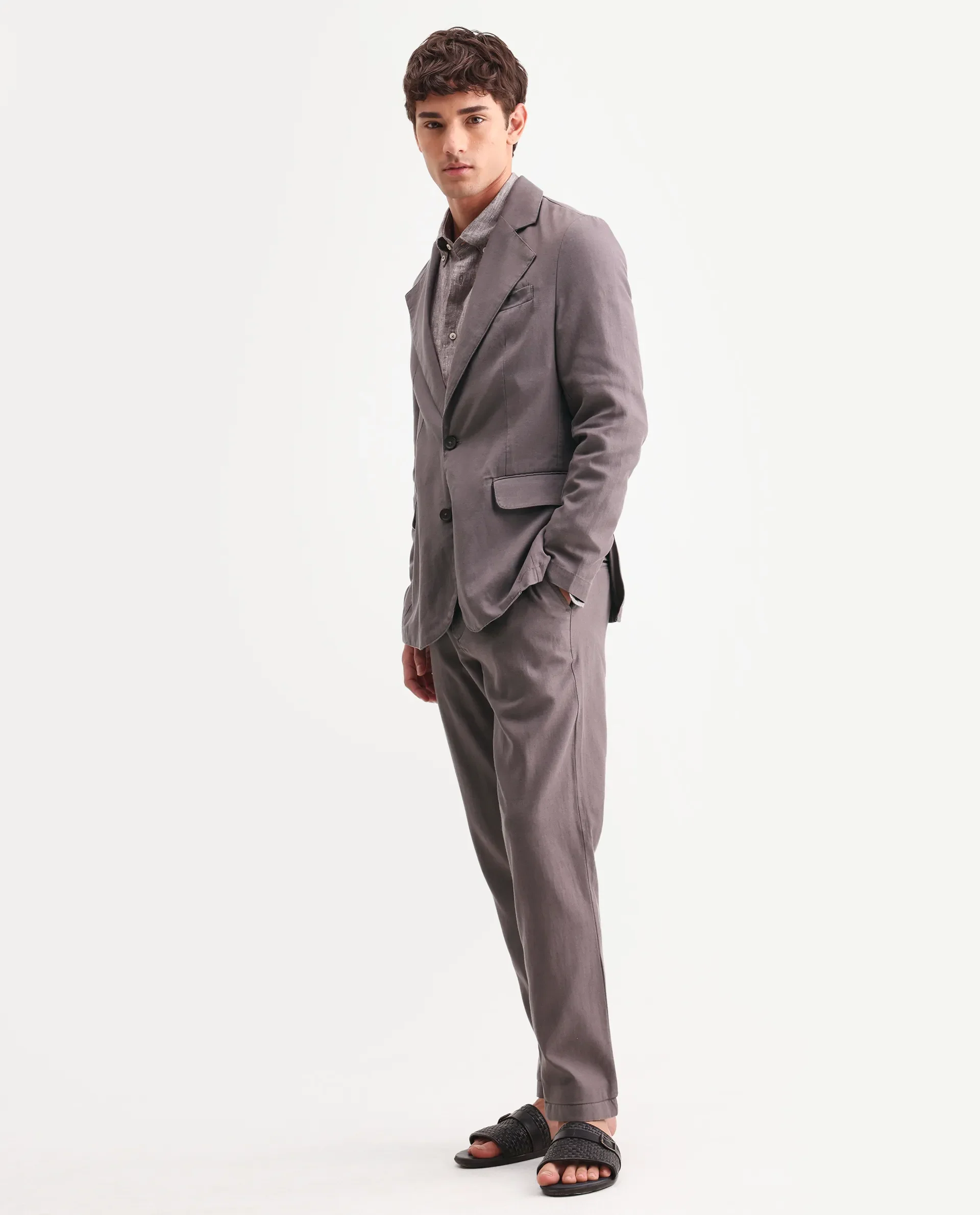 Rare Rabbit Men's Linol Grey Linen Blend Fabric Lapel Neck Tailored Fit Plain Blazer - Image 4