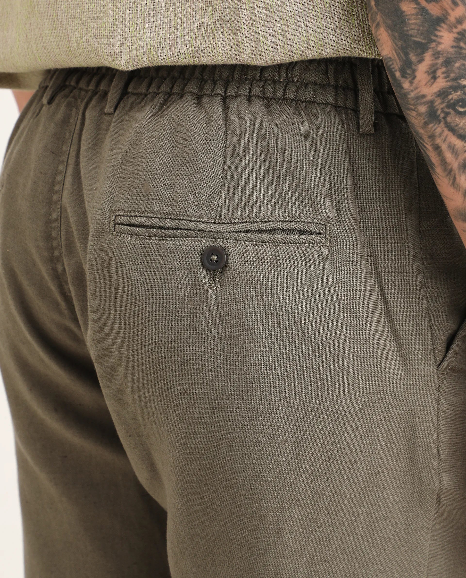 Rare Rabbit Men's Linol-T Dusky Olive Linen Blend Fabric Regular Fit Drawstring Plain Trouser - Image 6