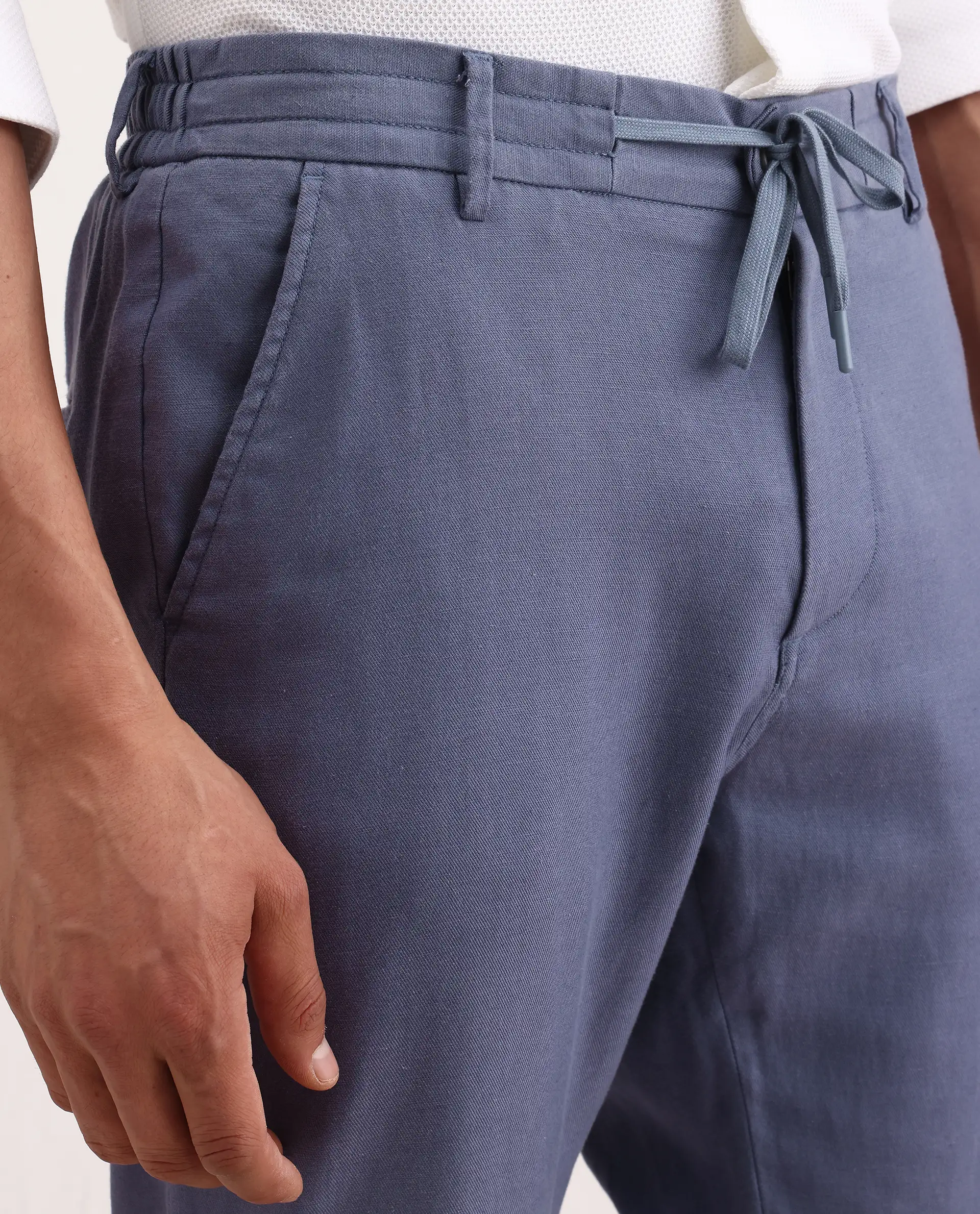 Rare Rabbit Men's Linol-T Dusky Purple Linen Blend Fabric Regular Fit Drawstring Plain Trouser - Image 3