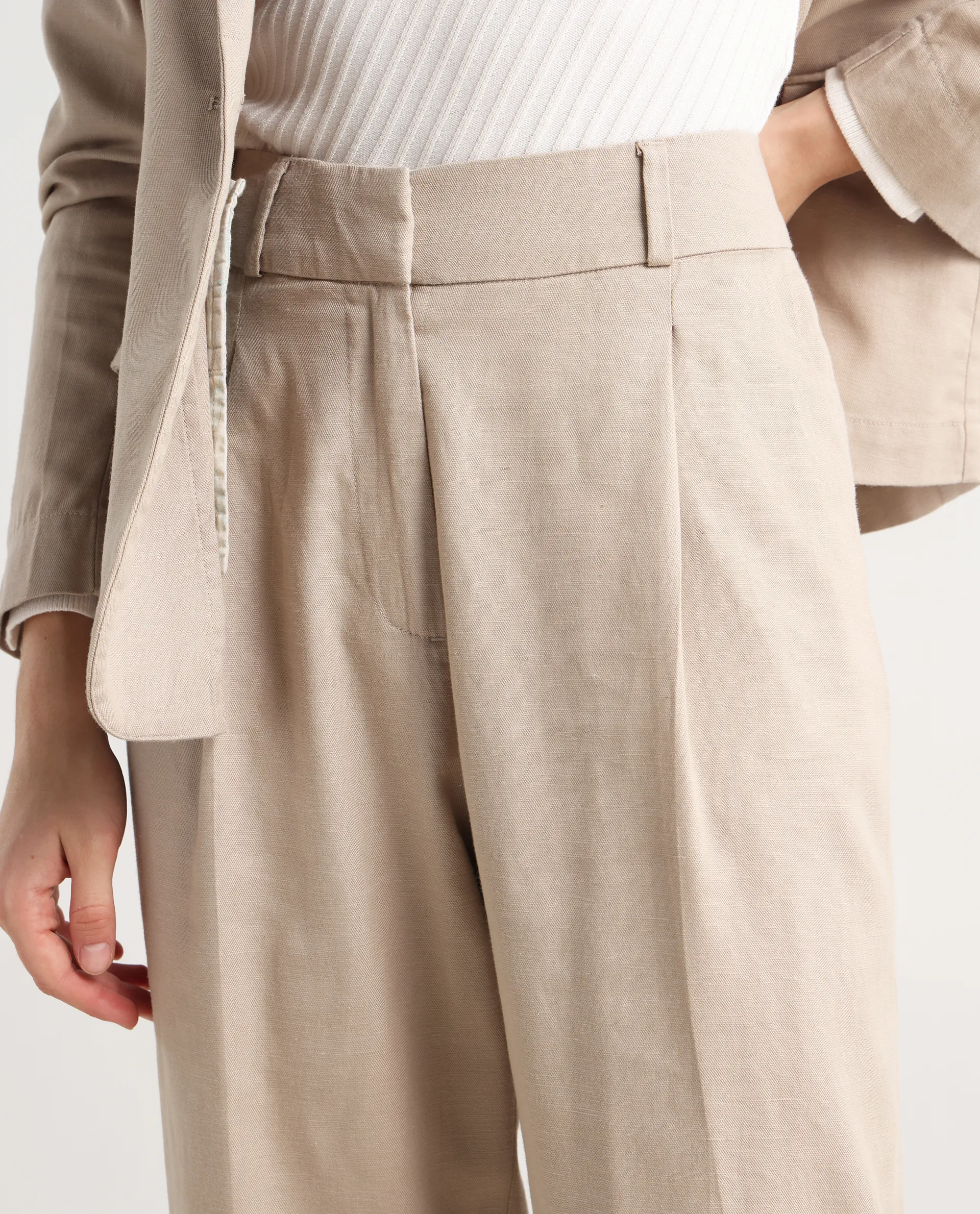 Rareism Women's Linzy-B Beige 100% Linen Straight Plain Trouser - Image 4