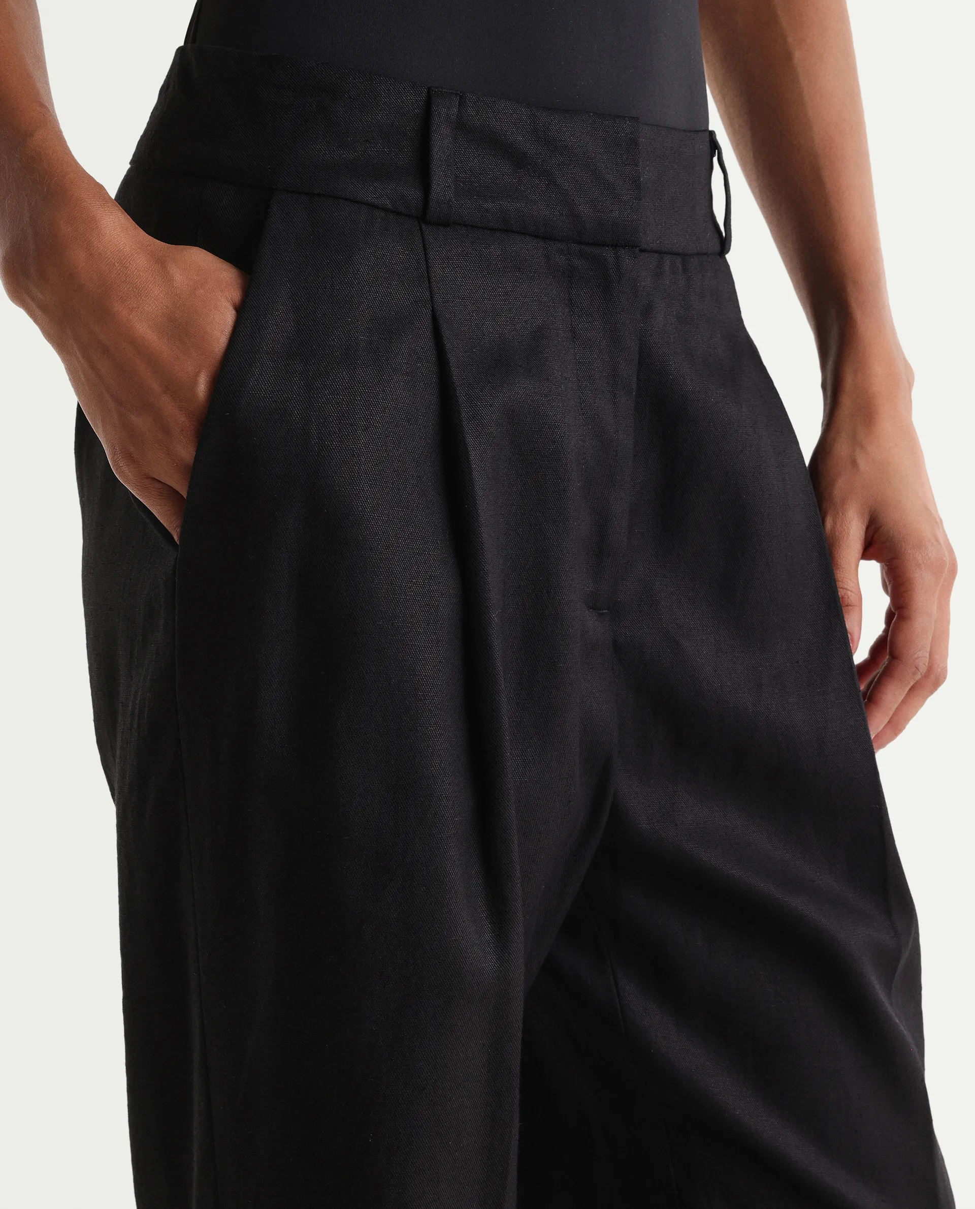 Rareism Women's Linzy-B Black 100% Linen Straight Plain Trouser - Image 4